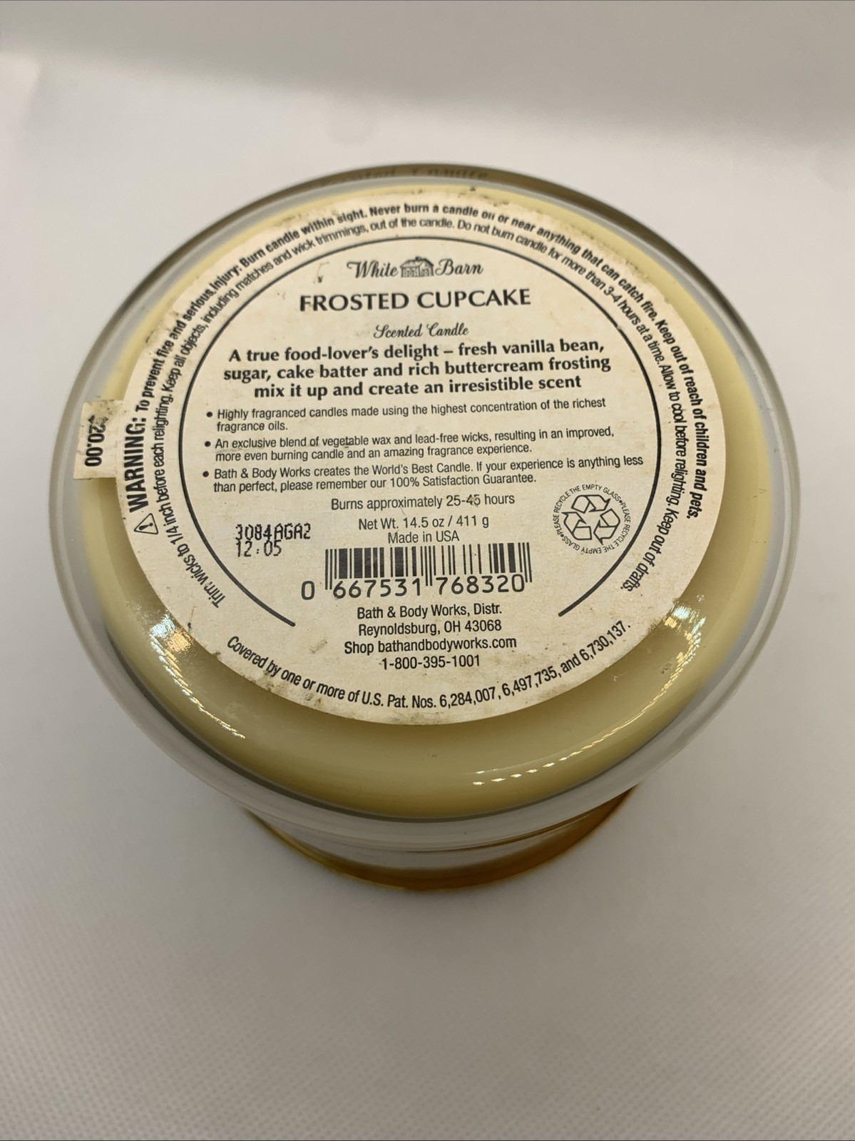 Bath & Body Works White Barn FROSTED CUPCAKE 3-Wick Candle 14.5 oz unburned.
