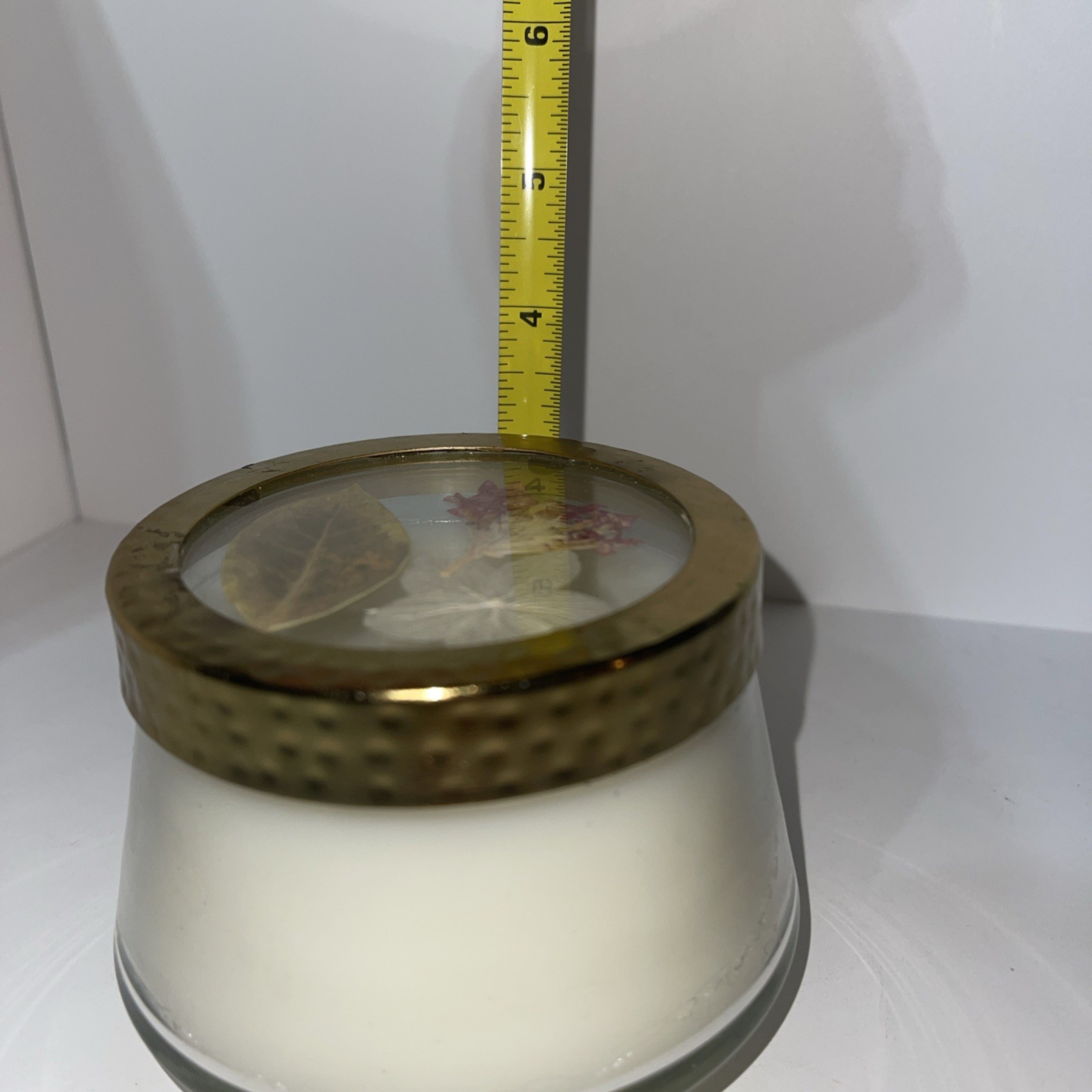 Anthropologie Rosy Rings Scented Floral Press Candle NEW