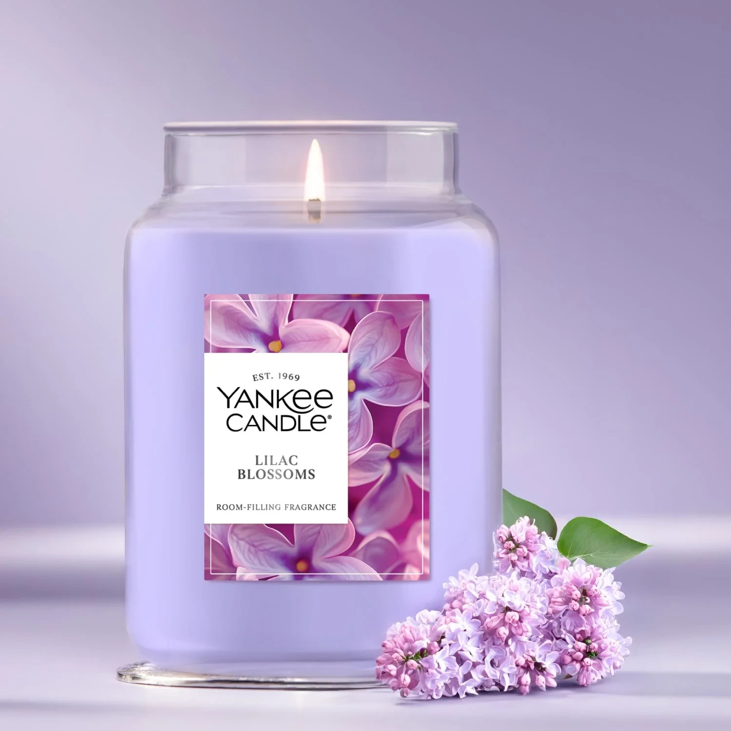 Yankee Candle Lilac Blossoms Original Large Jar Scented Candles, 22 oz