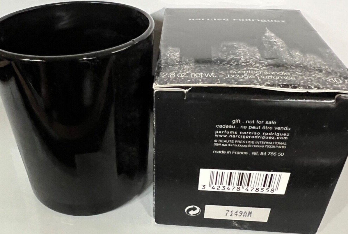 NARCISO RODRIGUEZ SCENTED CANDLE 2.8oz/80g NEW IN BOX 100% AUTHENTIC -SEE PIC