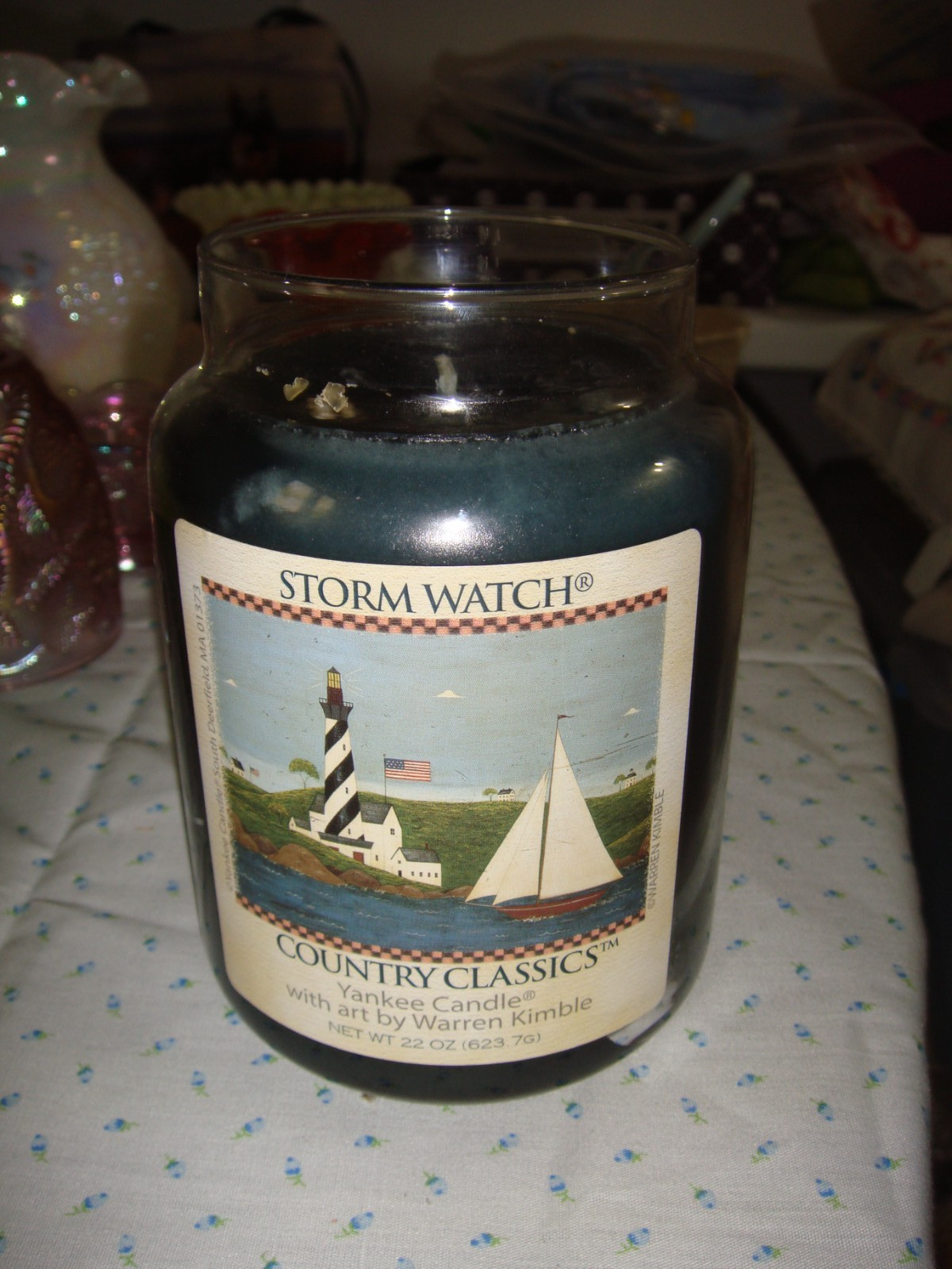 Yankee Candle Country Classic Storm Watch 22 oz & Warren Kimble Topper