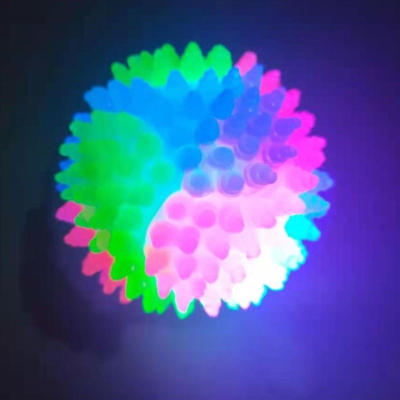 Colorful Pet Ball With Flashing Light For Indoor Outdoor Night time Activity
