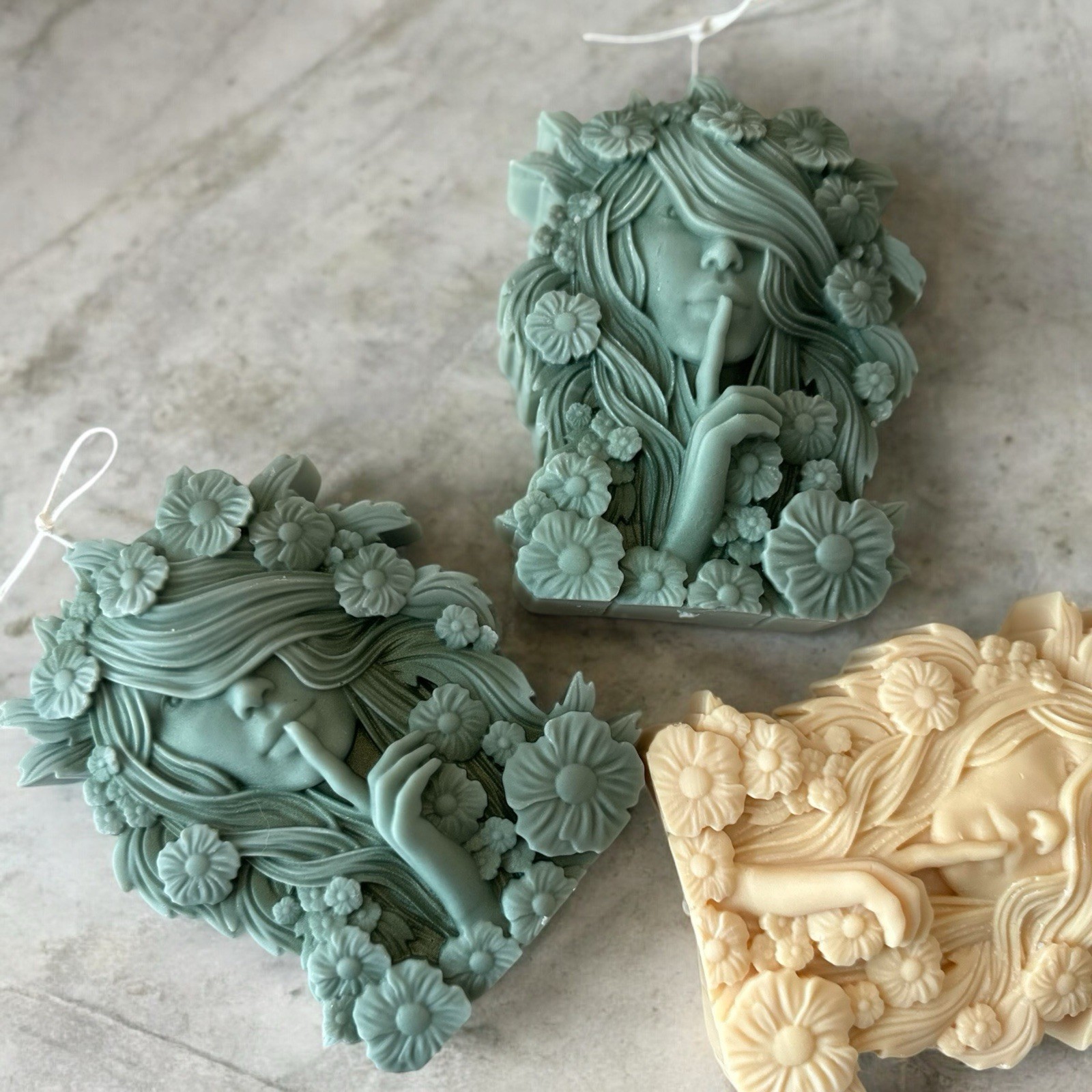 Woman With Flowers, Soy Wax, Aesthetic Candle, Handmade Gift, Birthday Gift