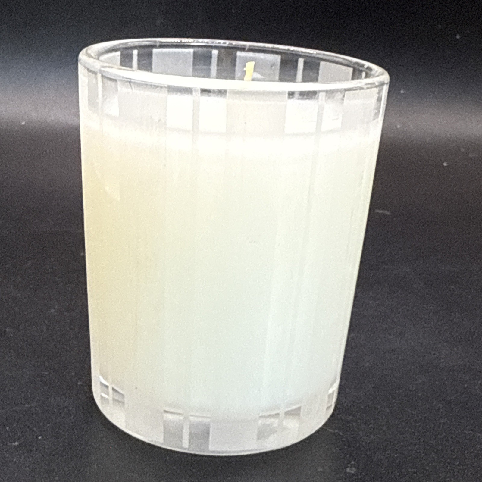 NEST Fragrances Votive Candle- Grapefruit, 2 oz 57g ~ 20 Hours Burn Time NIB