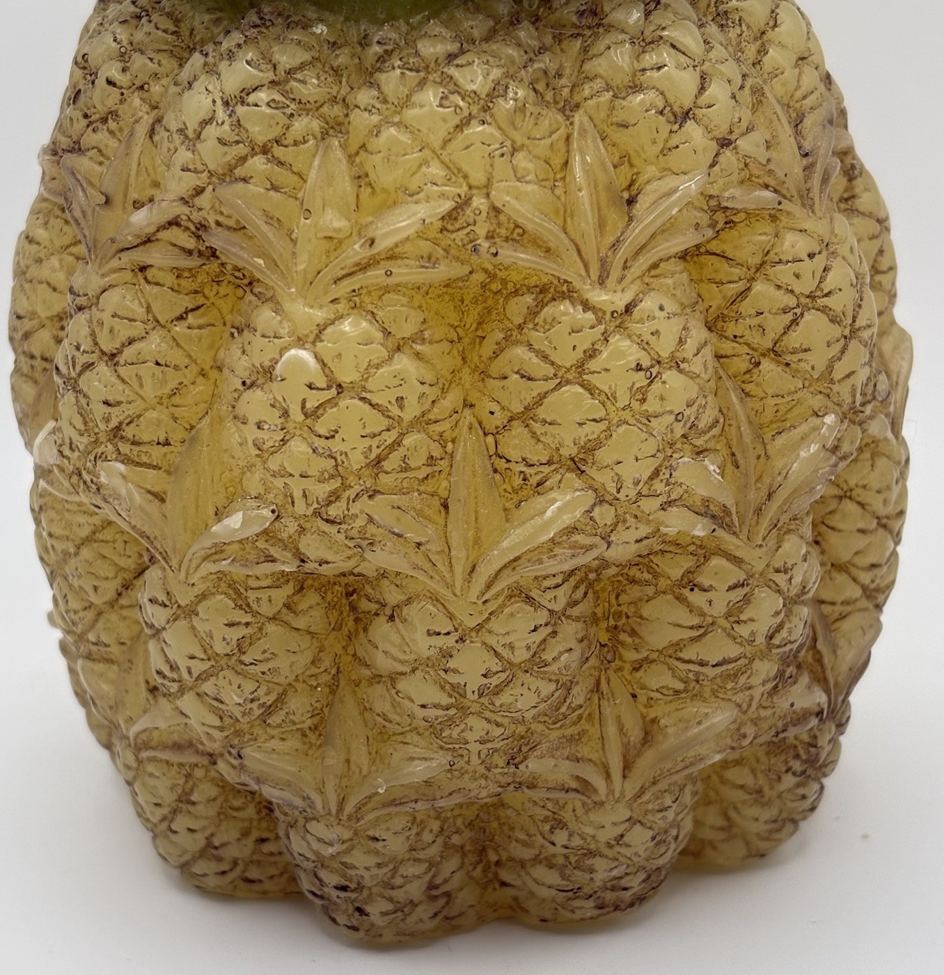 Vintage Siam Karat Figural Pineapple Candle 6” Yellow Tropical Decor NOS