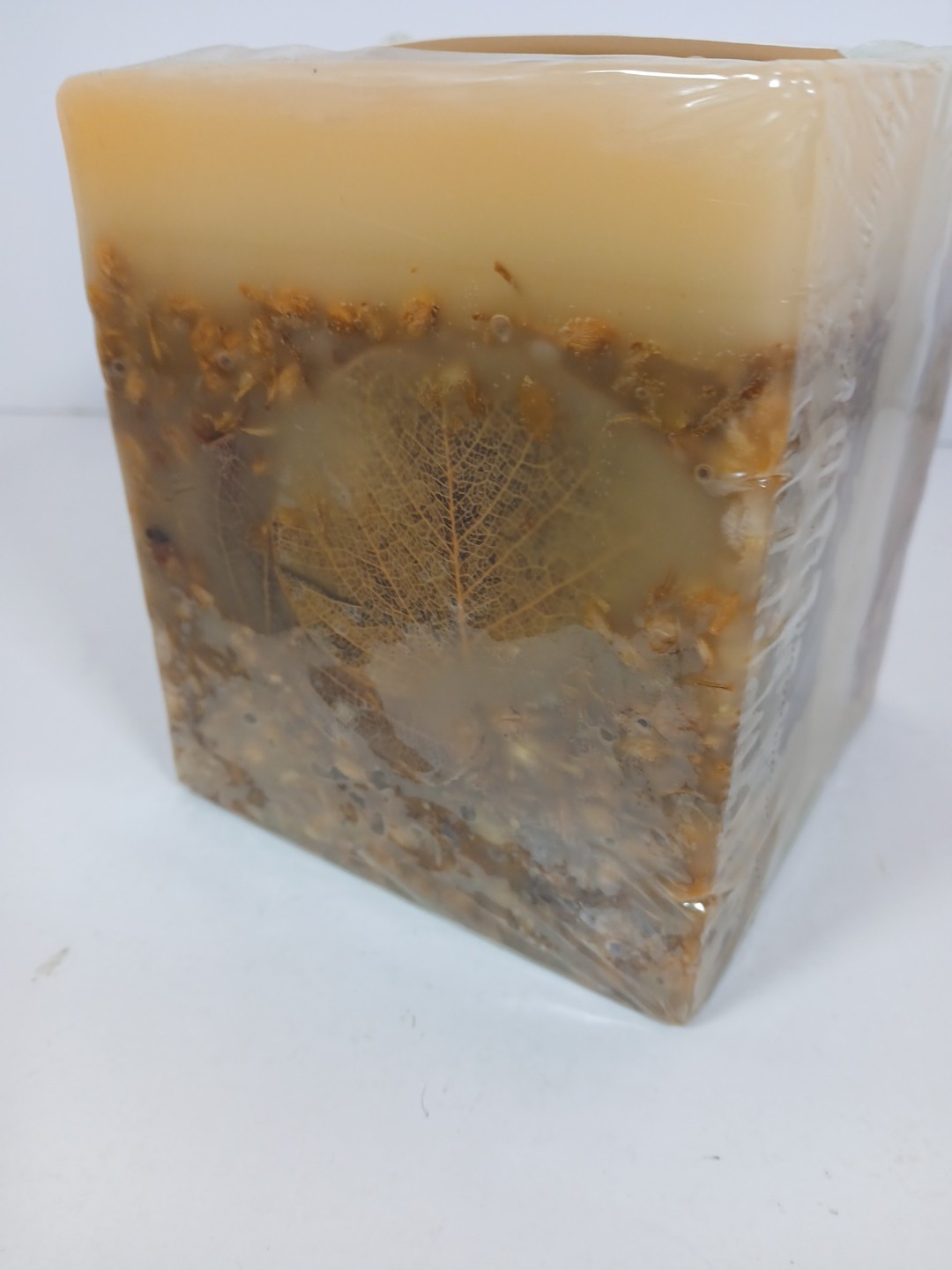 NEW Rosy Rings Square Botanical “Dewdrop” Candle 150 Hours