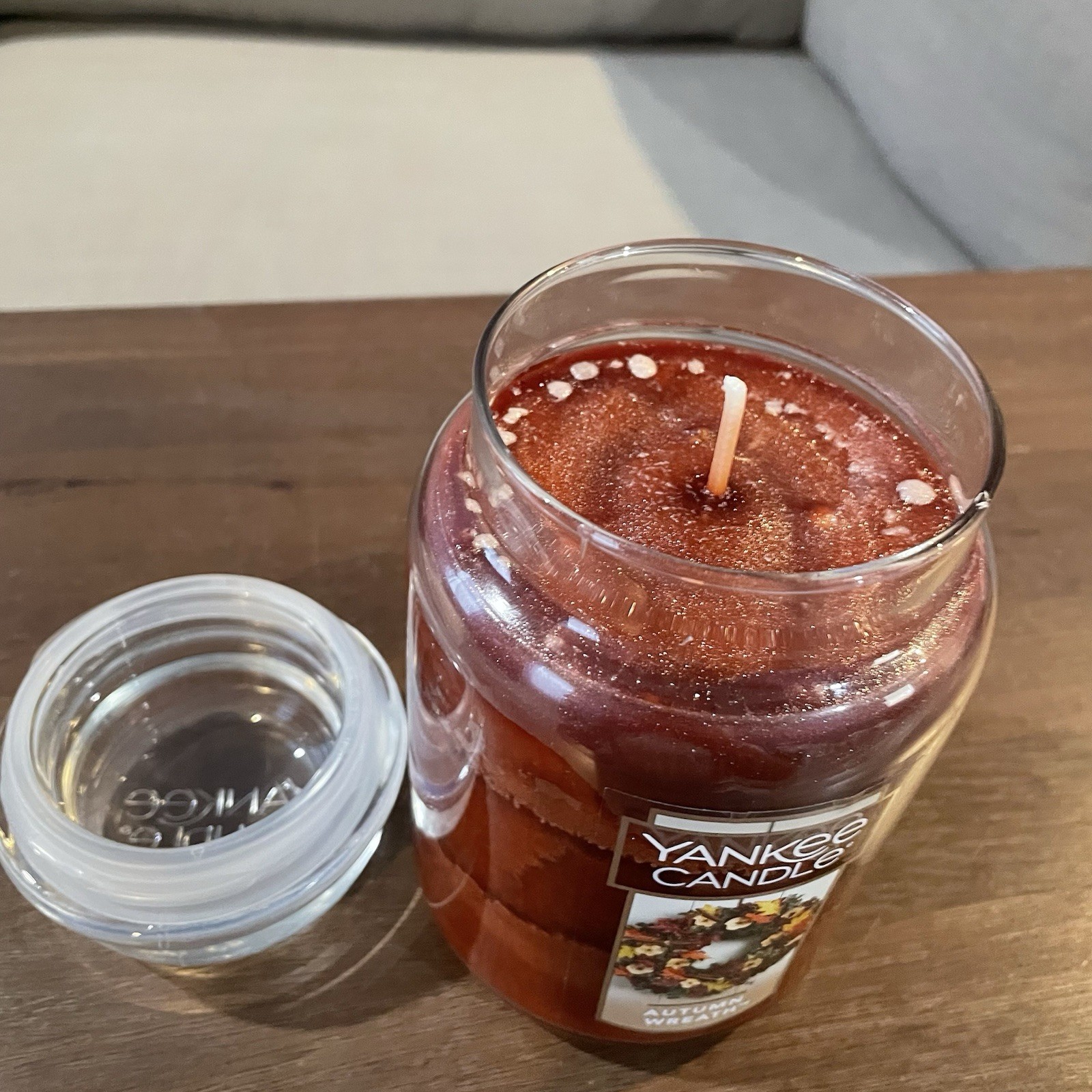 Yankee Candle Autumn Wreath 22 Oz Large Jar Single Wick