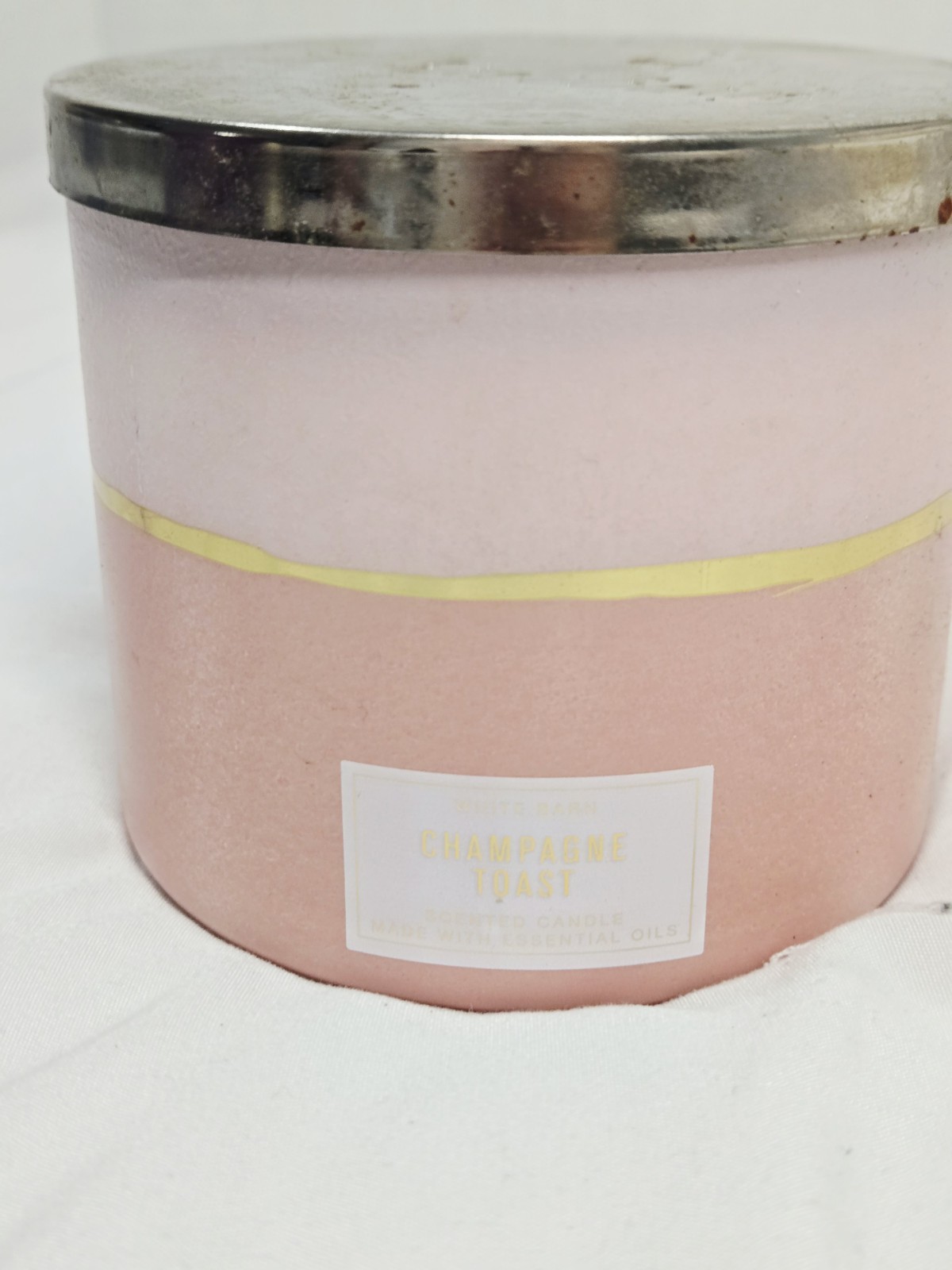 New White Barn Champagne Toast Scented 3 Wick Candle Burns 25-45 Hrs 14.5oz