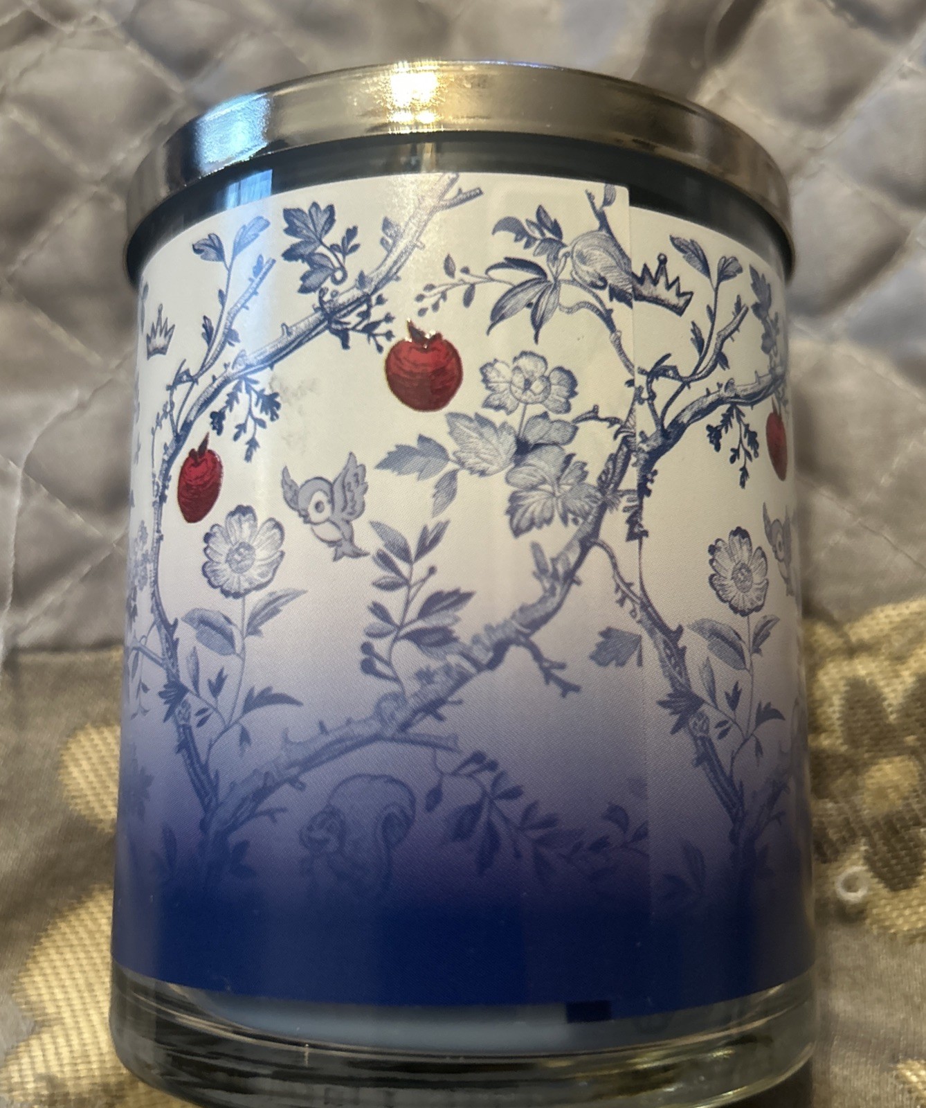 Bath & Body Works DISNEY PRINCESS SNOW WHITE Single Wick Candle 8 oz NEW