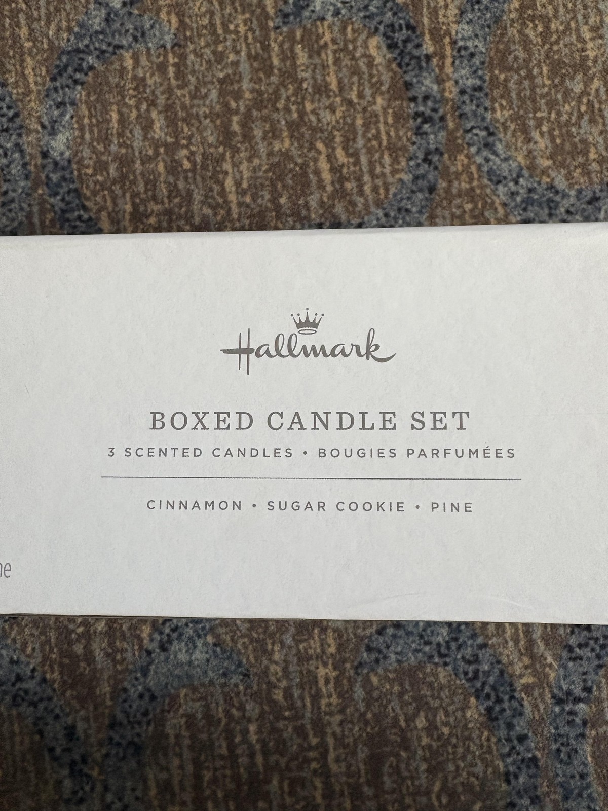 Hallmark Boxed Candle Set 3 Scented Glass Jar Holiday Cinnamon Sugar Cookie Pine