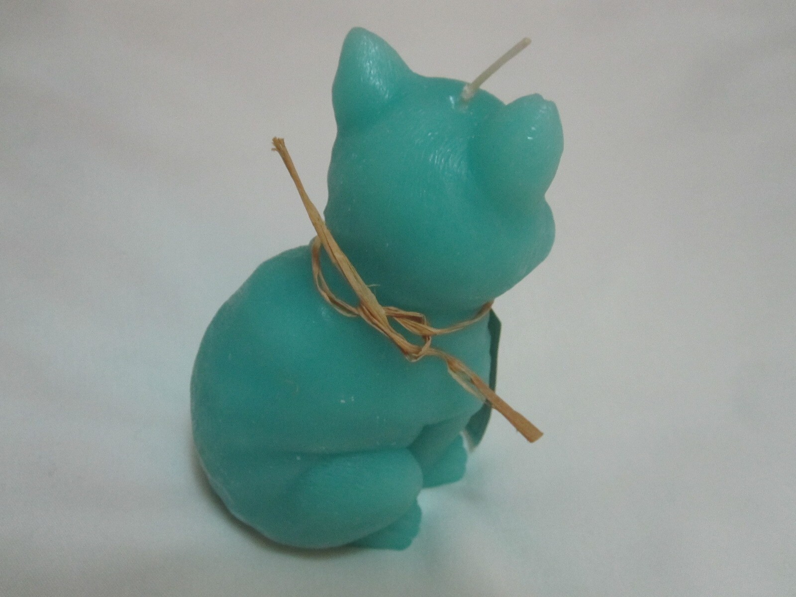 Urban Outfitters Exclusive: Critter Candle Turquoise Cat (6 in. tall | 12 oz.)