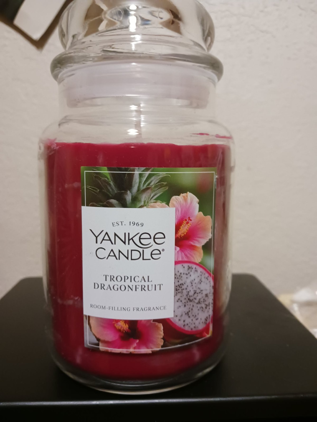 Yankee Candle Tropical Dragonfruit Large Jar Candle 22oz New Spring Summer Scent