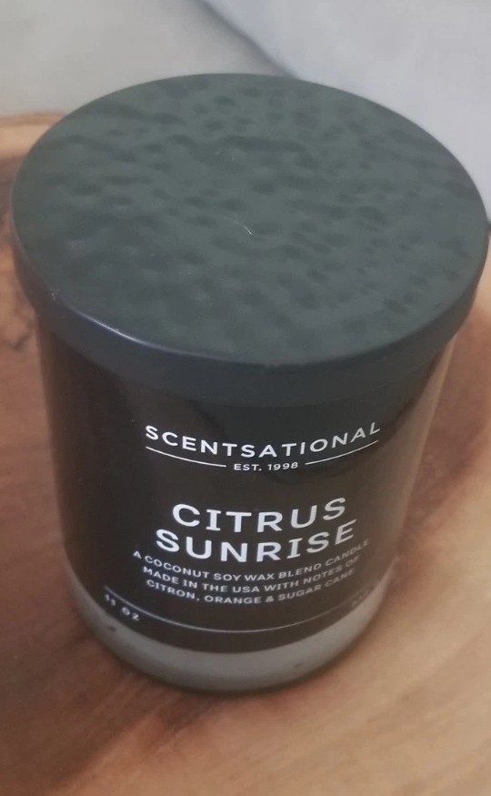Scentsational Citrus Sunrise Candle 11oz Coconut & Soy Wax Blend Black Glass USA