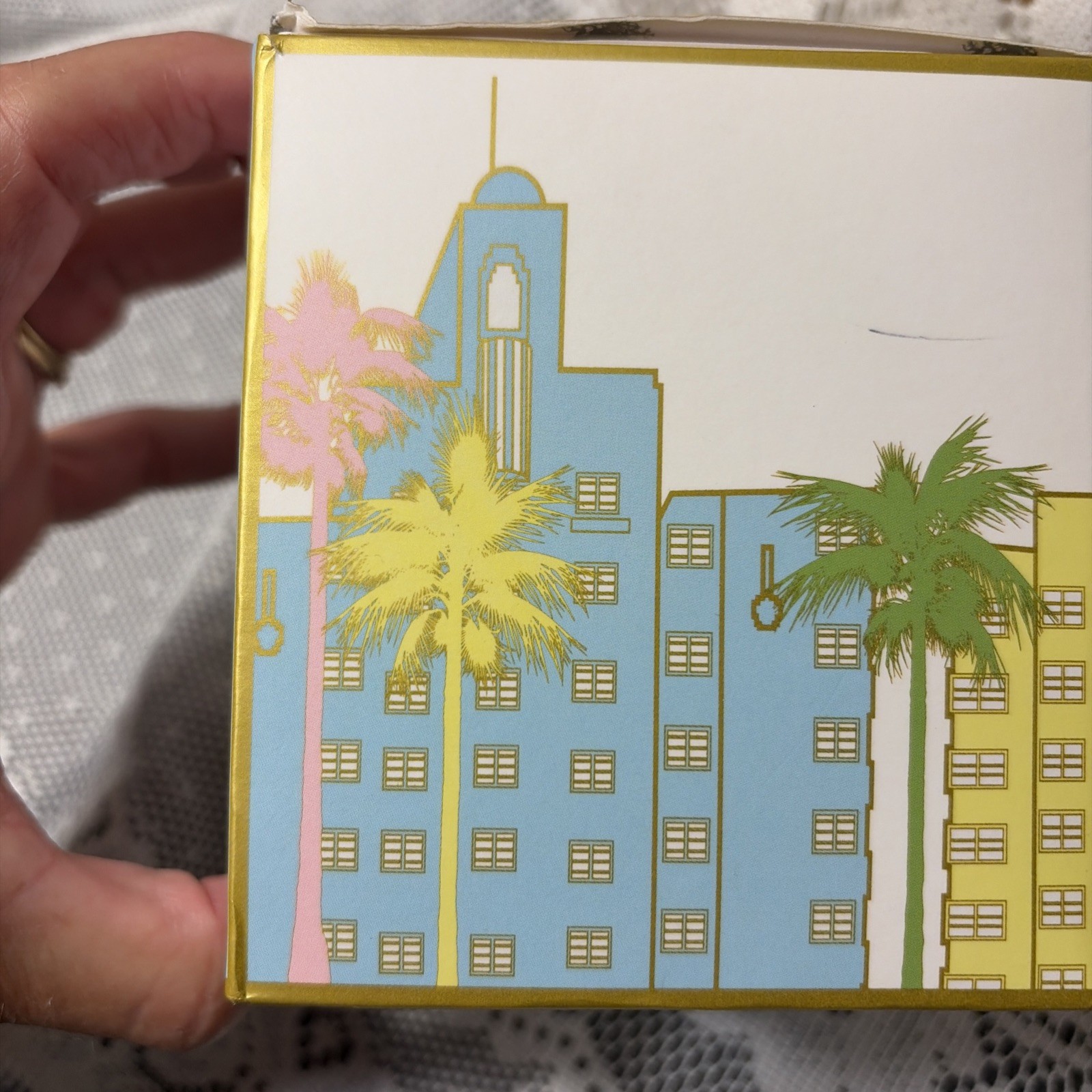 Baobab Bougie Perfume Candle Art Deco Building Miami 6.7ounce Smells Amazing