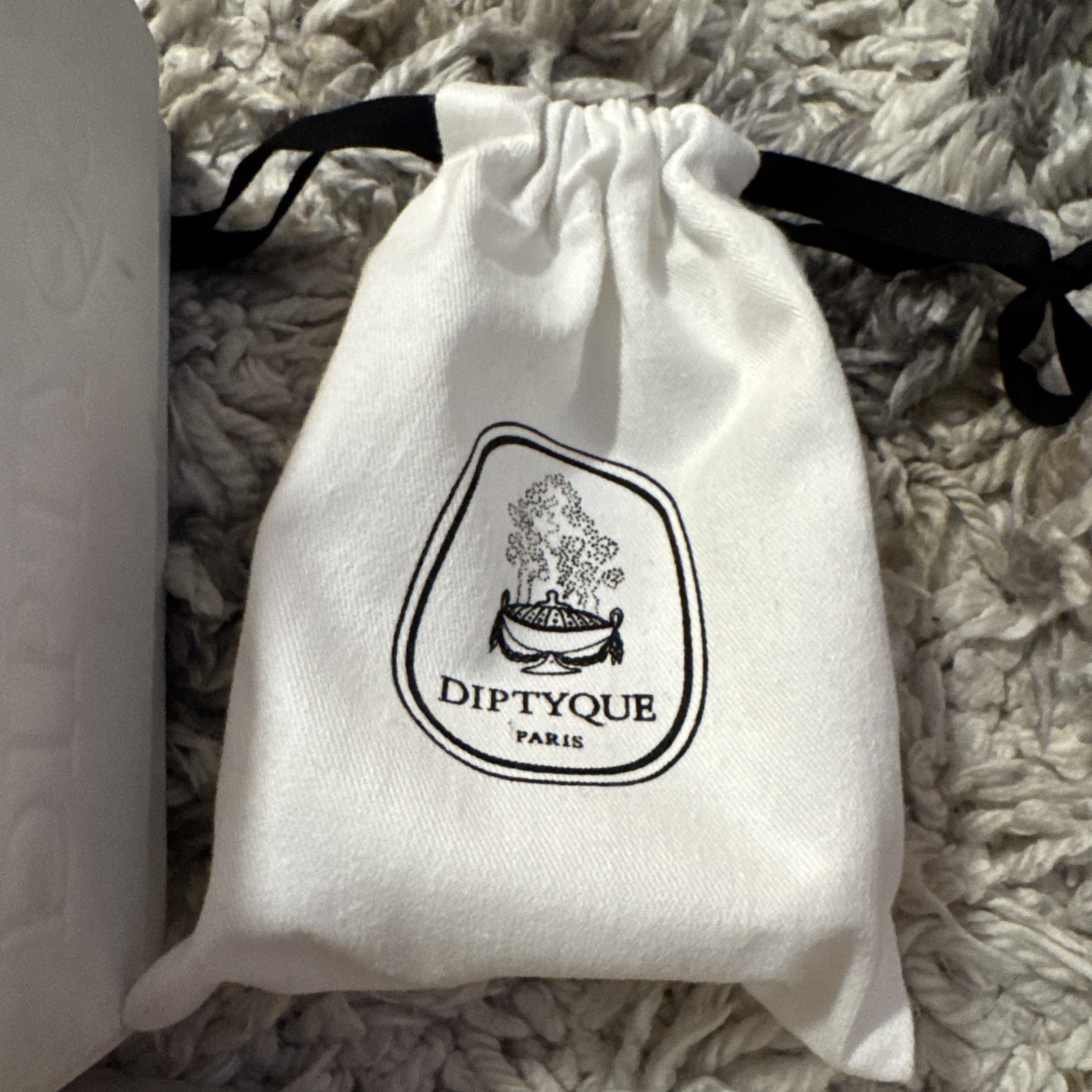 GIFT BOX Feu de Bois (Firewood) Mini Candle 70 g DIPTYQUE + Rangoon Match Set B