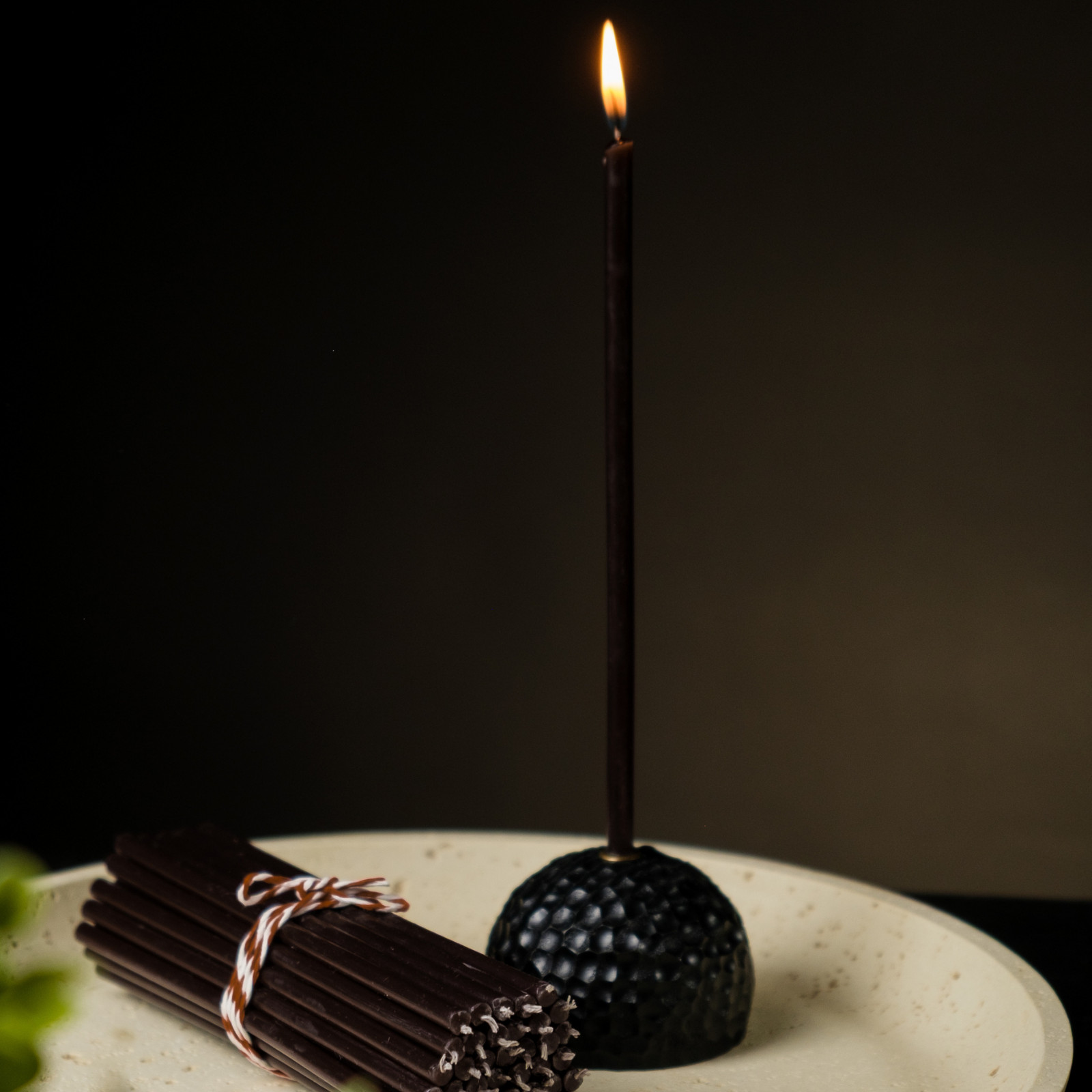 8″ Black Beeswax Taper Candles 0.26″ in diameter Slim Tapers 1hour 20min burn
