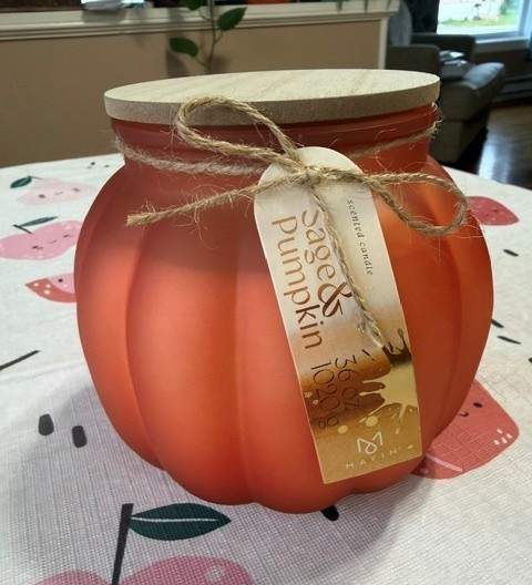 Large Pumpkin 36oz “Sage & Pumpkin” Scented 2 Wick Candle with Wooden Lid