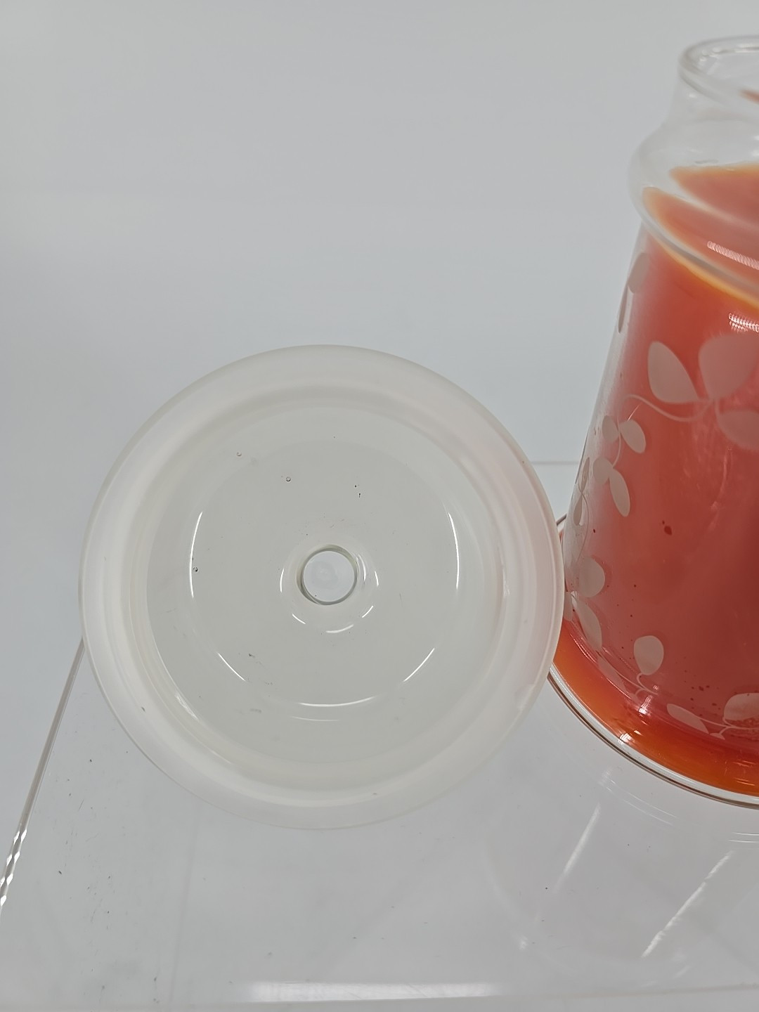 NEW! Essenza 14oz Tangy Tangerine Fragrant Candle Frosted Glass Jar And Cap