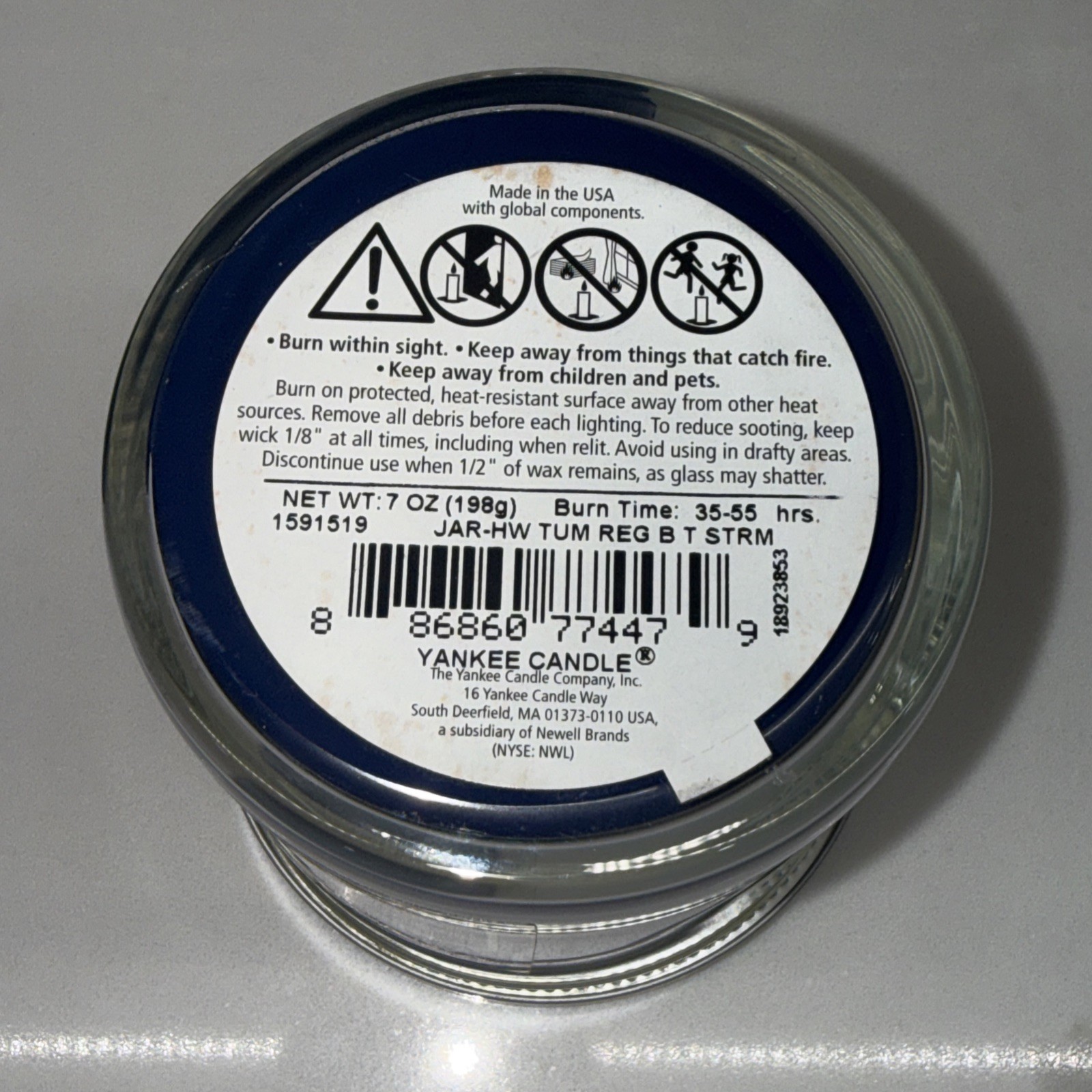 Blue Twilight Storm Yankee Candle 7 oz 35-55 Hr Burn Time – Retired – Fast Ship!