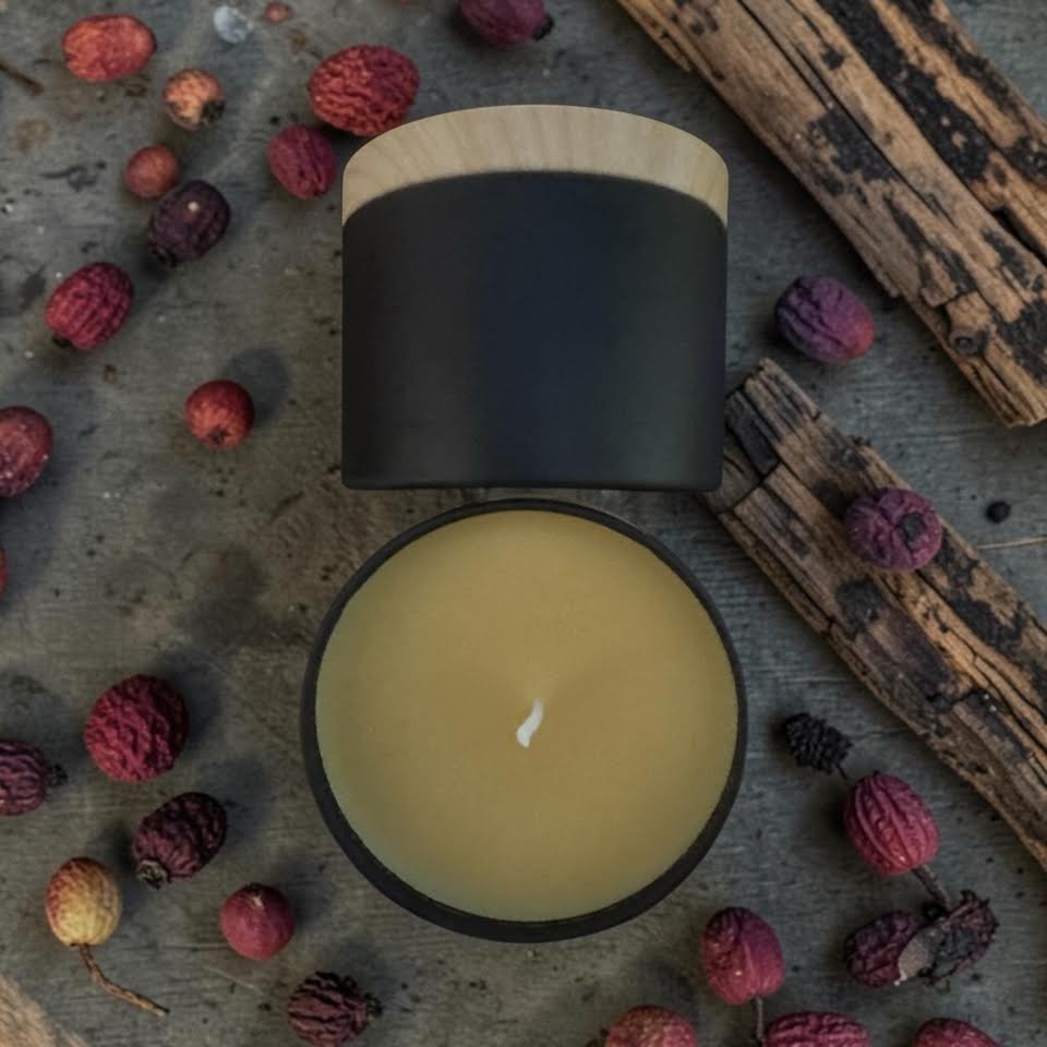Handmade Candle. 4oz Tin Container. Set of 2. Rosewood & Oud Scented.