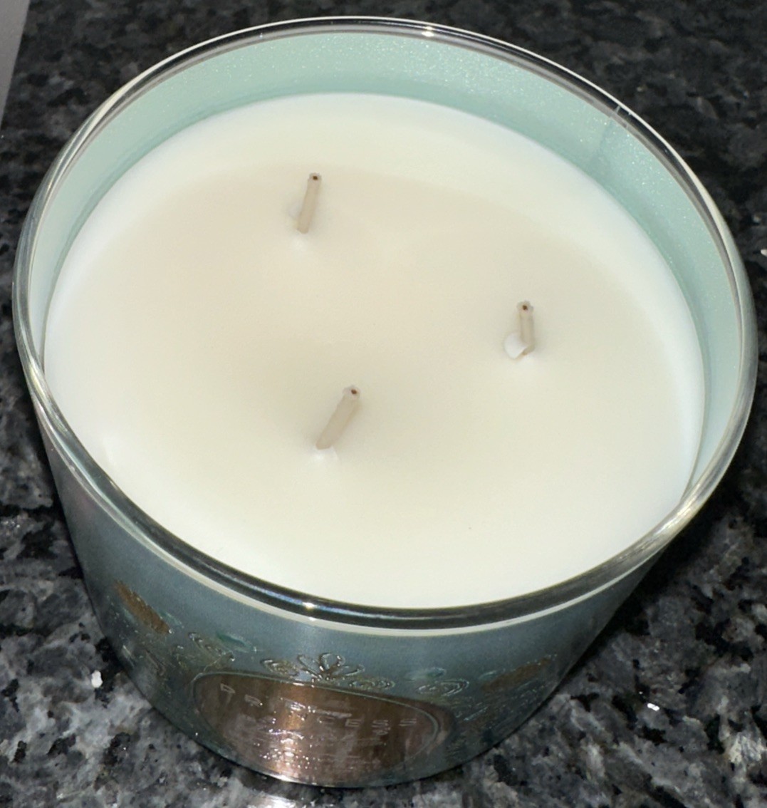 Bath & Body Works 3 WICK CANDLE DISNEY PRINCESS ARIEL