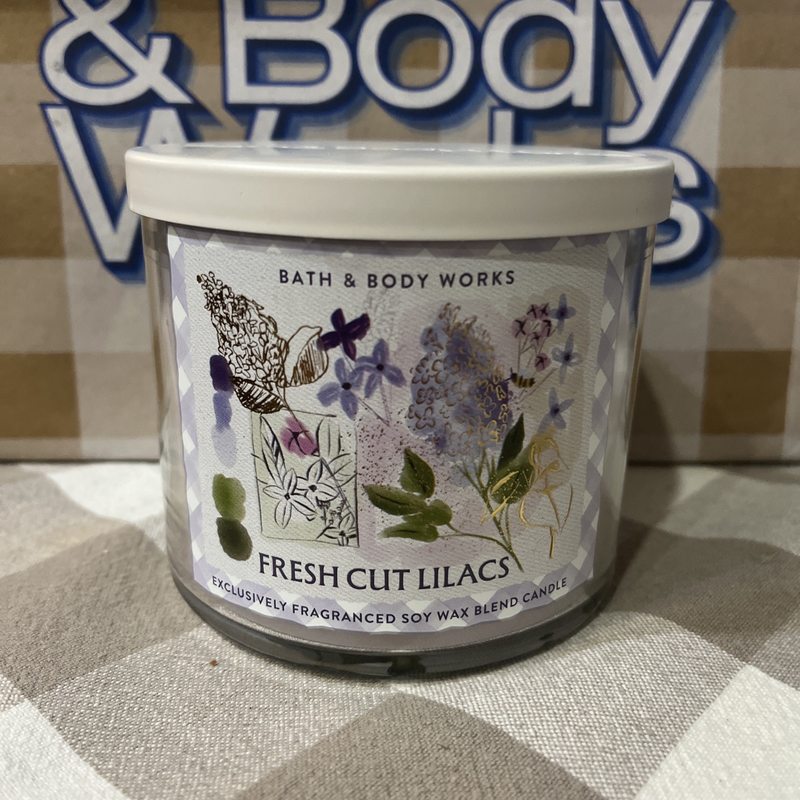 Bath & Body Works FRESH CUT LILACS 🪻 3 Wick SCENTED Candle 25-45 Hrs DELICIOUS