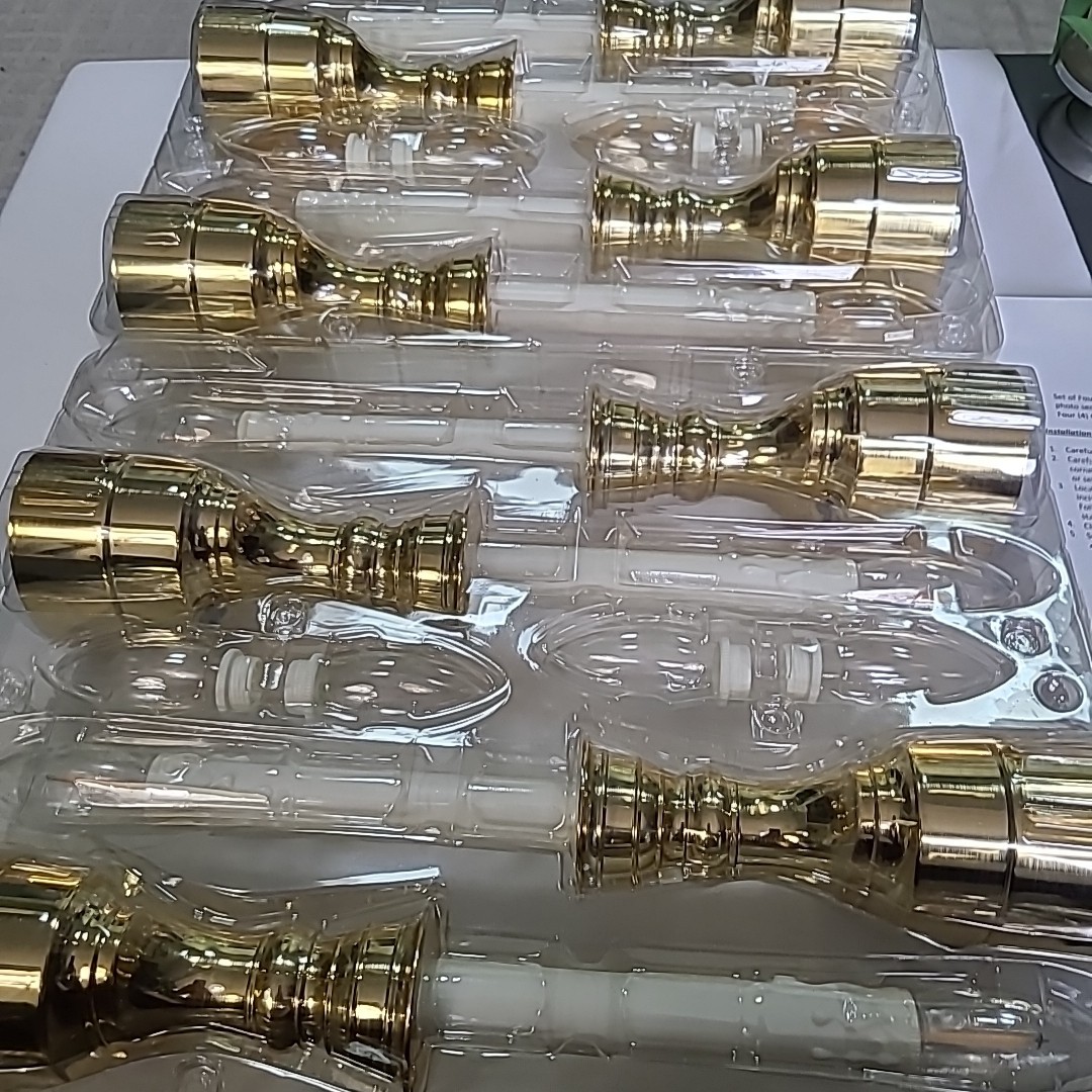 NIB 8 Bethlehem Lights Premium Brass Tone Cordless Timer Window Candles