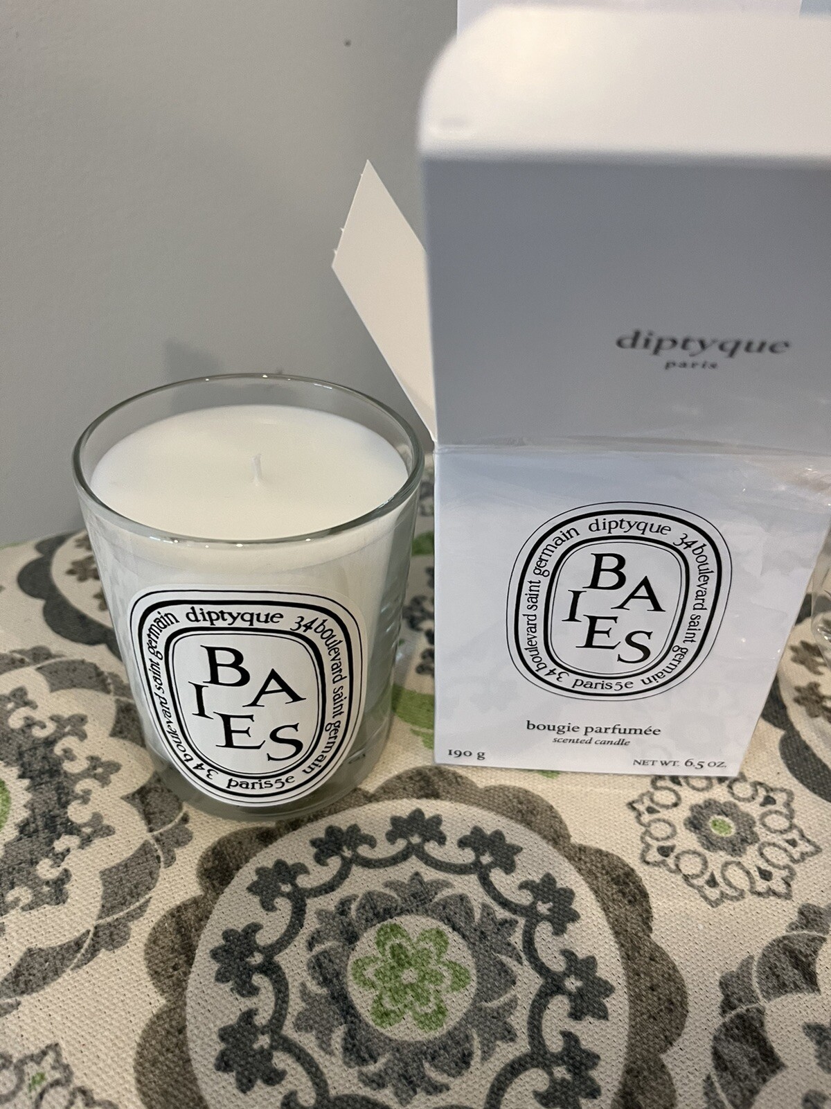 BAIES DIPTYQUE Full Size Scented Candle (60 Hours) Net Wt 6.5 oz (190 g) NEW