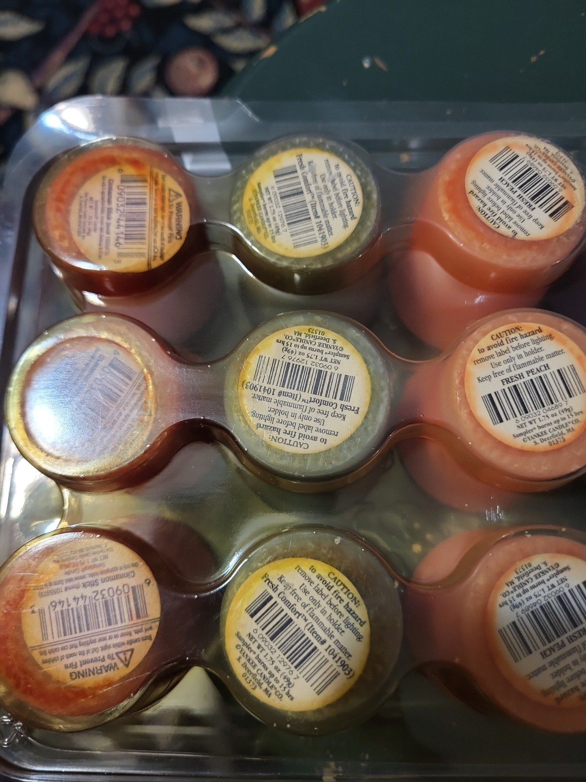 Lot of 18 Rare Assorted Yankee Candle Sampler 1.75oz Discontinued w/ Case