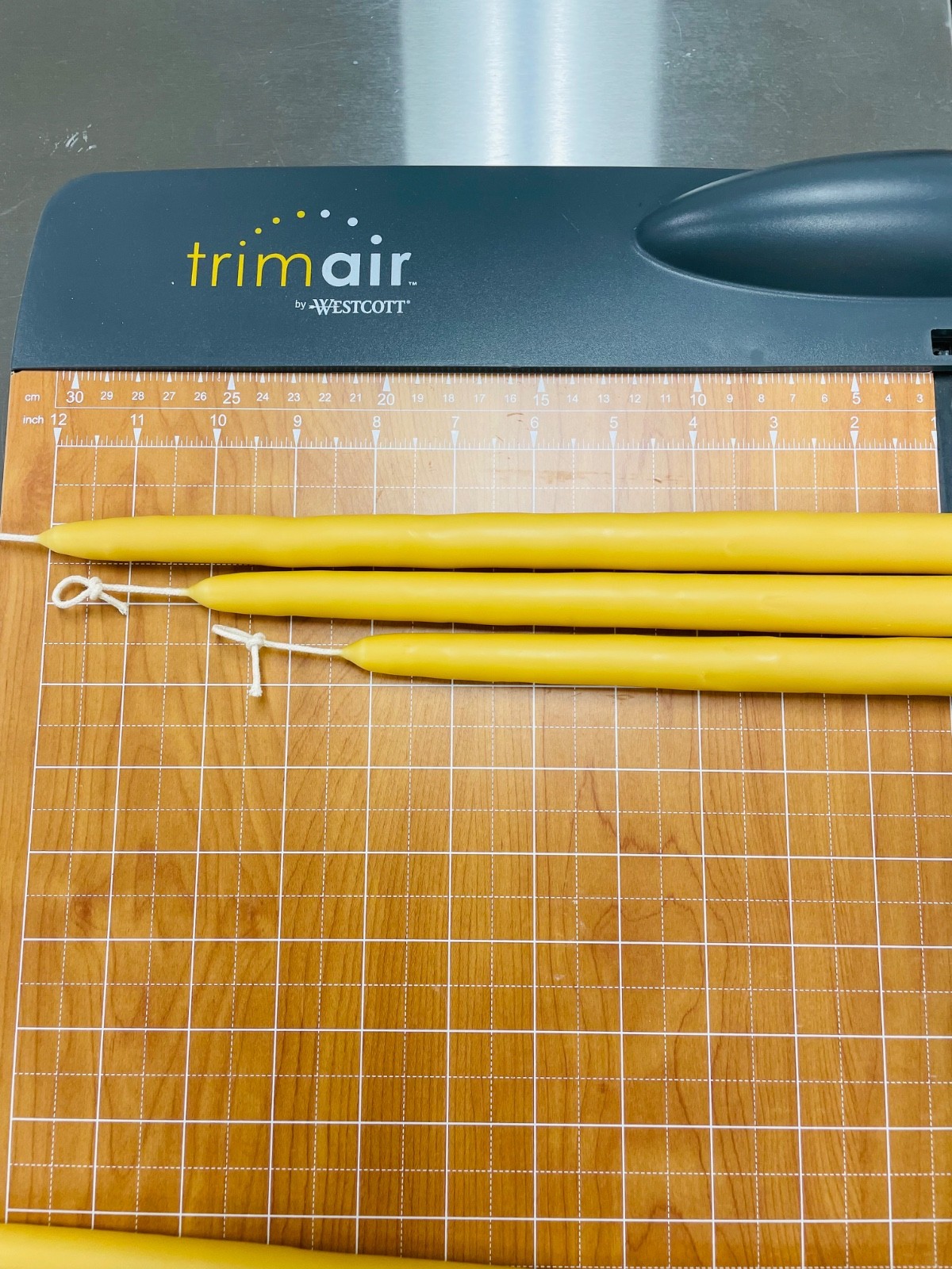 Bulk – Hand-dipped Organic yellow beeswax tapered candles – 1/2 inch diameter
