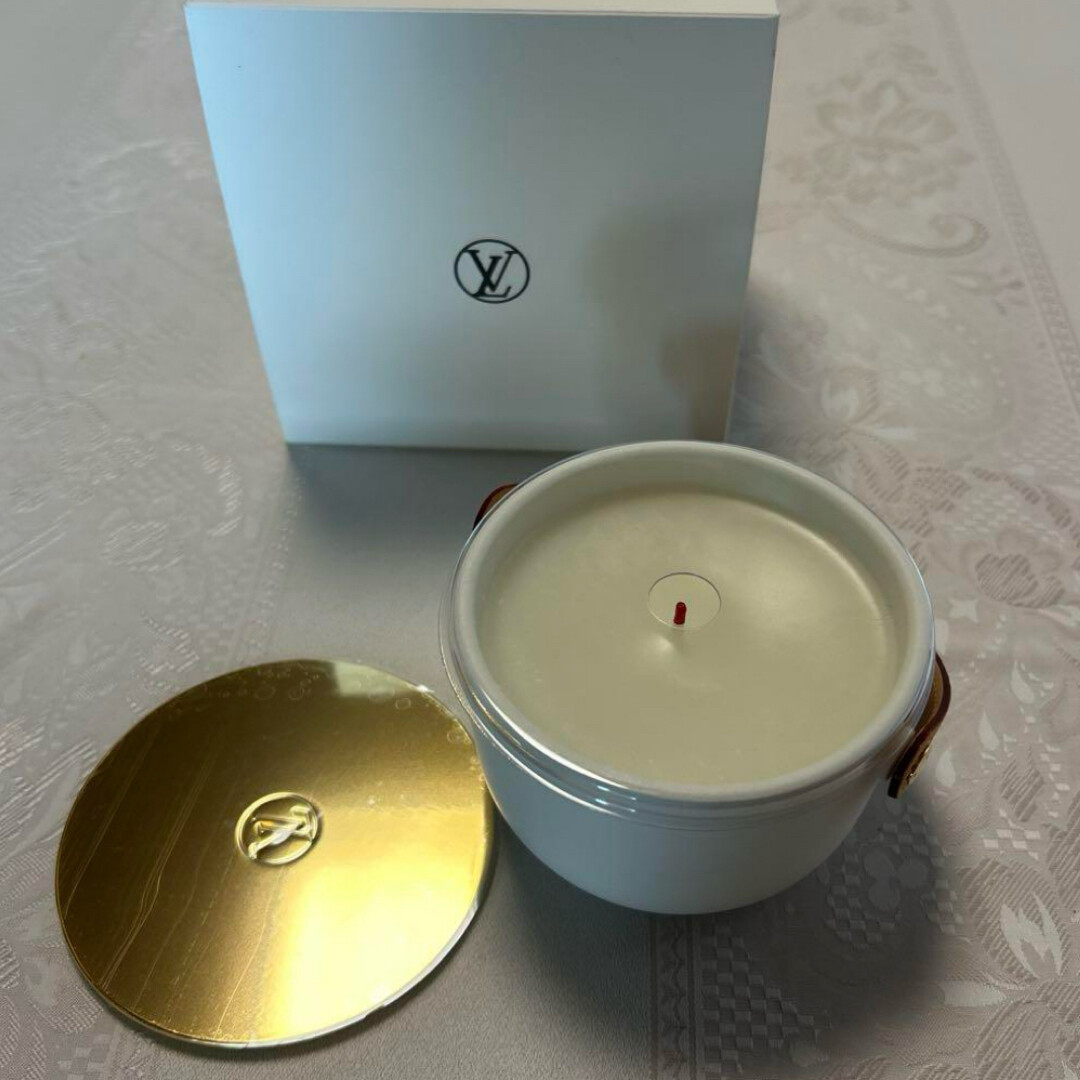 LOUIS VUITTON Candles Rail du Jardin 220g NEW With Box