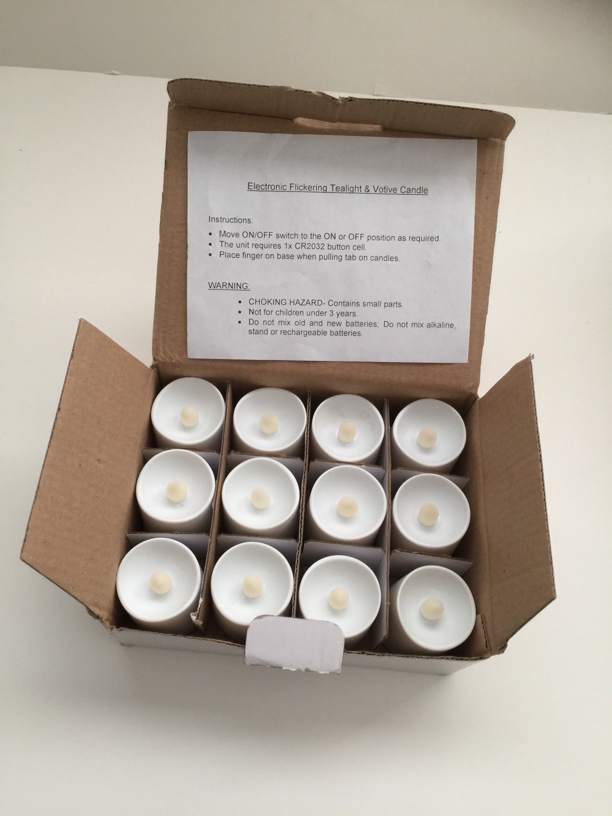 Set of 12 Flickering 1 1/2″ White Party Lights – Warm White New in Box