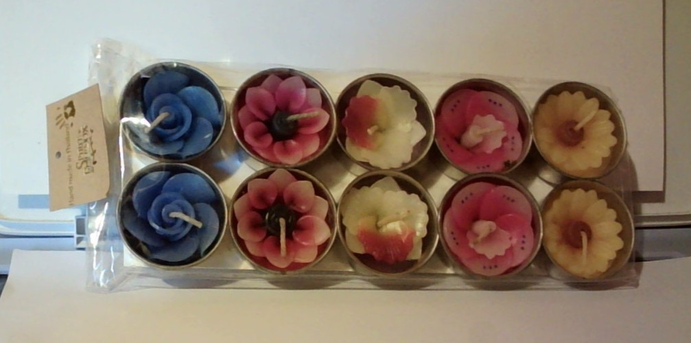 NEW / BOXED Hand Made In Thailand 25cm Scented Flower Candles Set Of 10