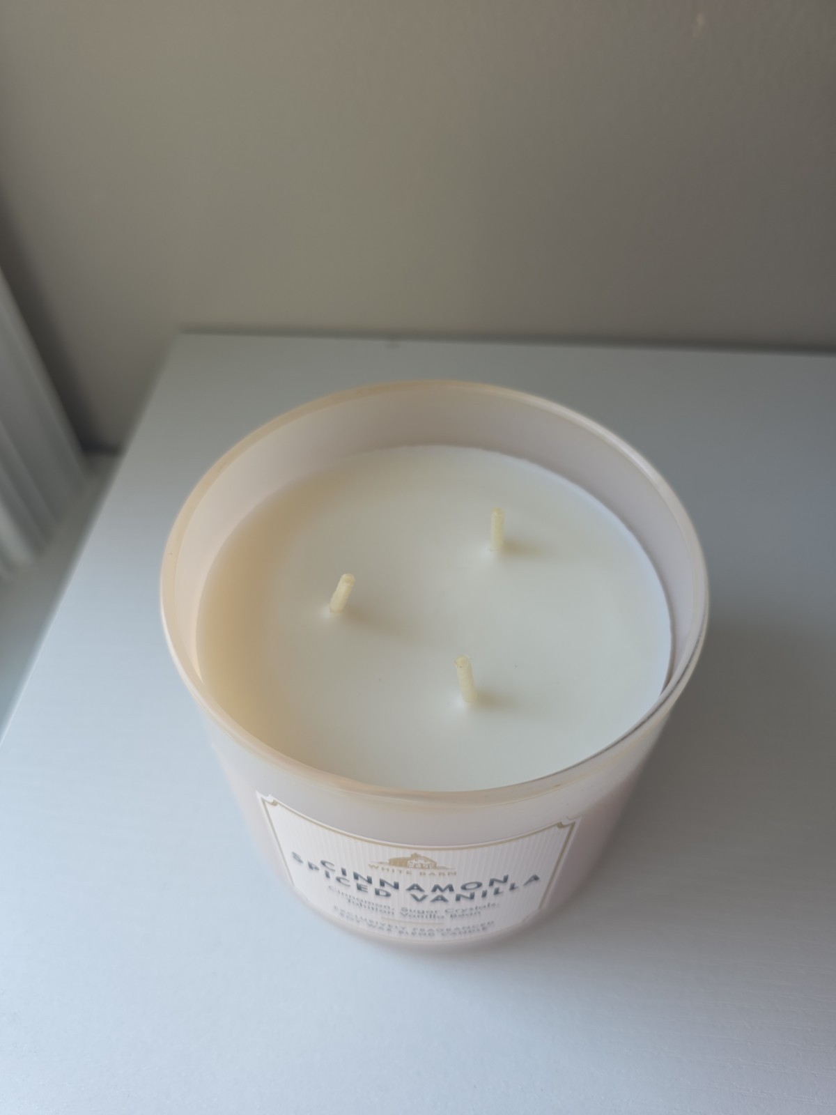 Bath and Body Works Cinnamon Spiced Vanilla 3 Wick Soy Wax Blend Candle 14.5 oz
