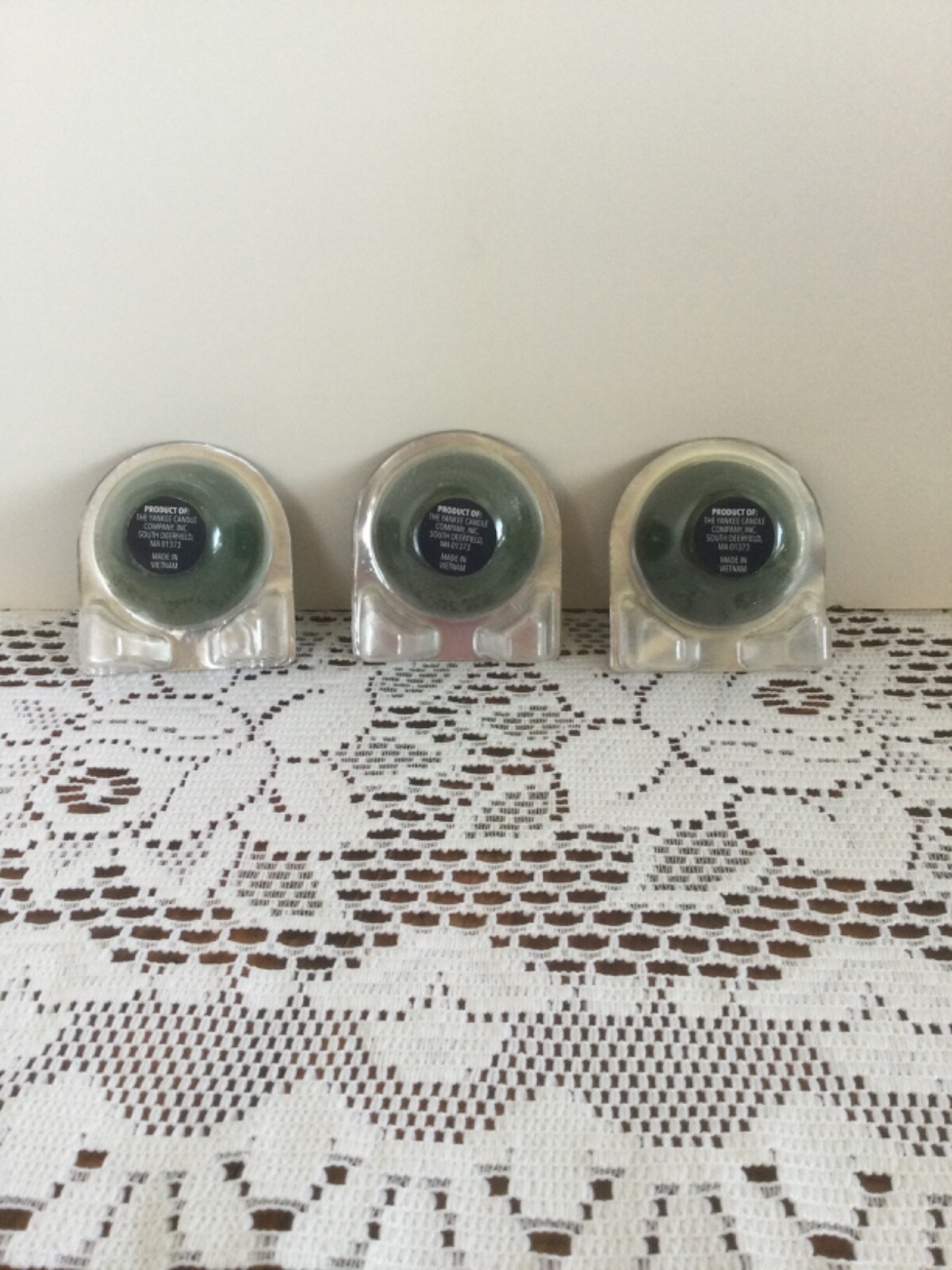 Lot of 3 Yankee Candle Wax Melt Single 0.8oz. Tart Magical Frosted Forest New