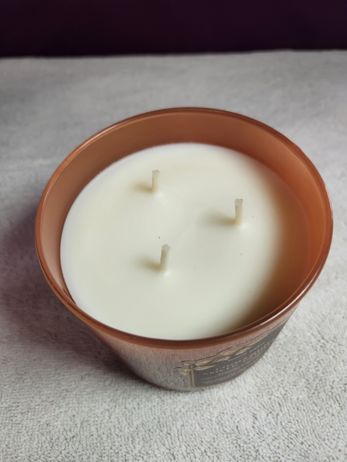 White Barn Three Wick Candle Cinnamon Spiced Vanilla 25-45hrs Burn Time New