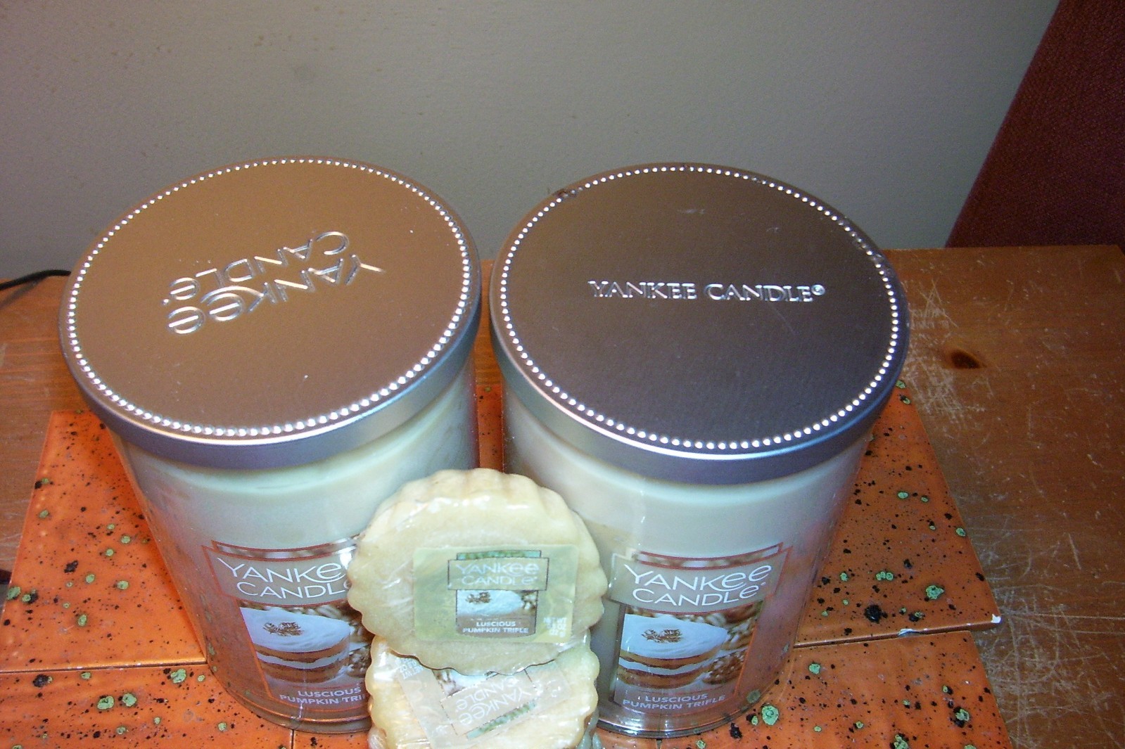 yankee candle 2-22oz JARS LUSCIOUS PUMPKIN TRIFLE + 5 TARTS