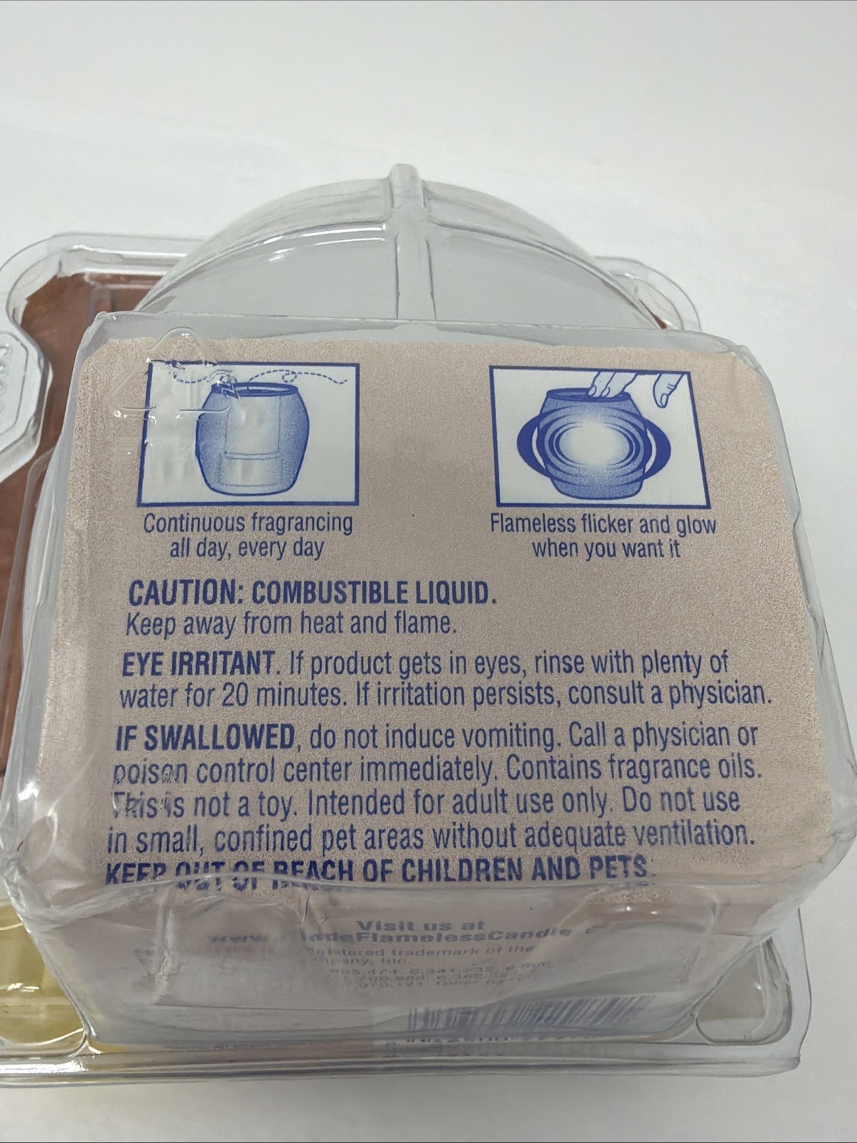 Glade Wisp Flameless Candle French Vanilla Scented Discontinued ~ New in Package