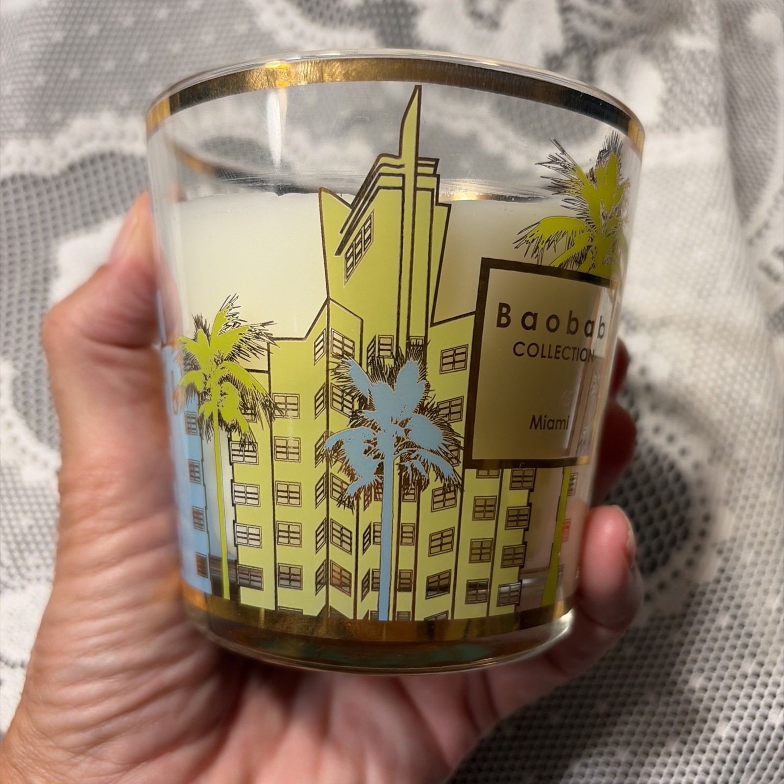 Baobab Bougie Perfume Candle Art Deco Building Miami 6.7ounce Smells Amazing