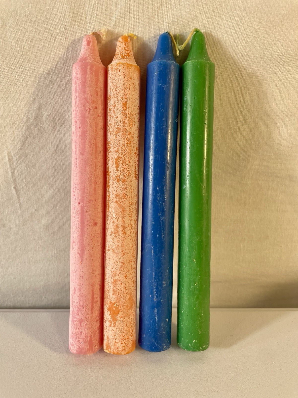 VTG Emkay Bottle Decorating Candles Set Of 4 Assorted Colors Drip Candle