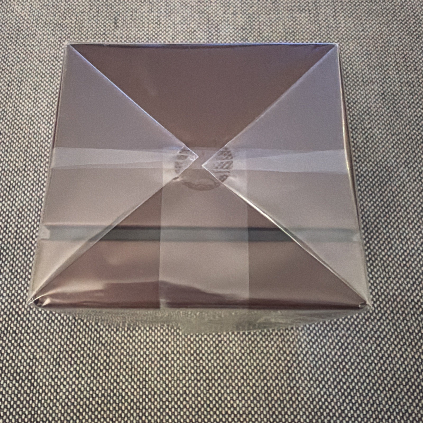 NEW & SEALED Tom Ford Ebene Fume Candle Bougie Height 2.25 In / 5.7 cm In BOX