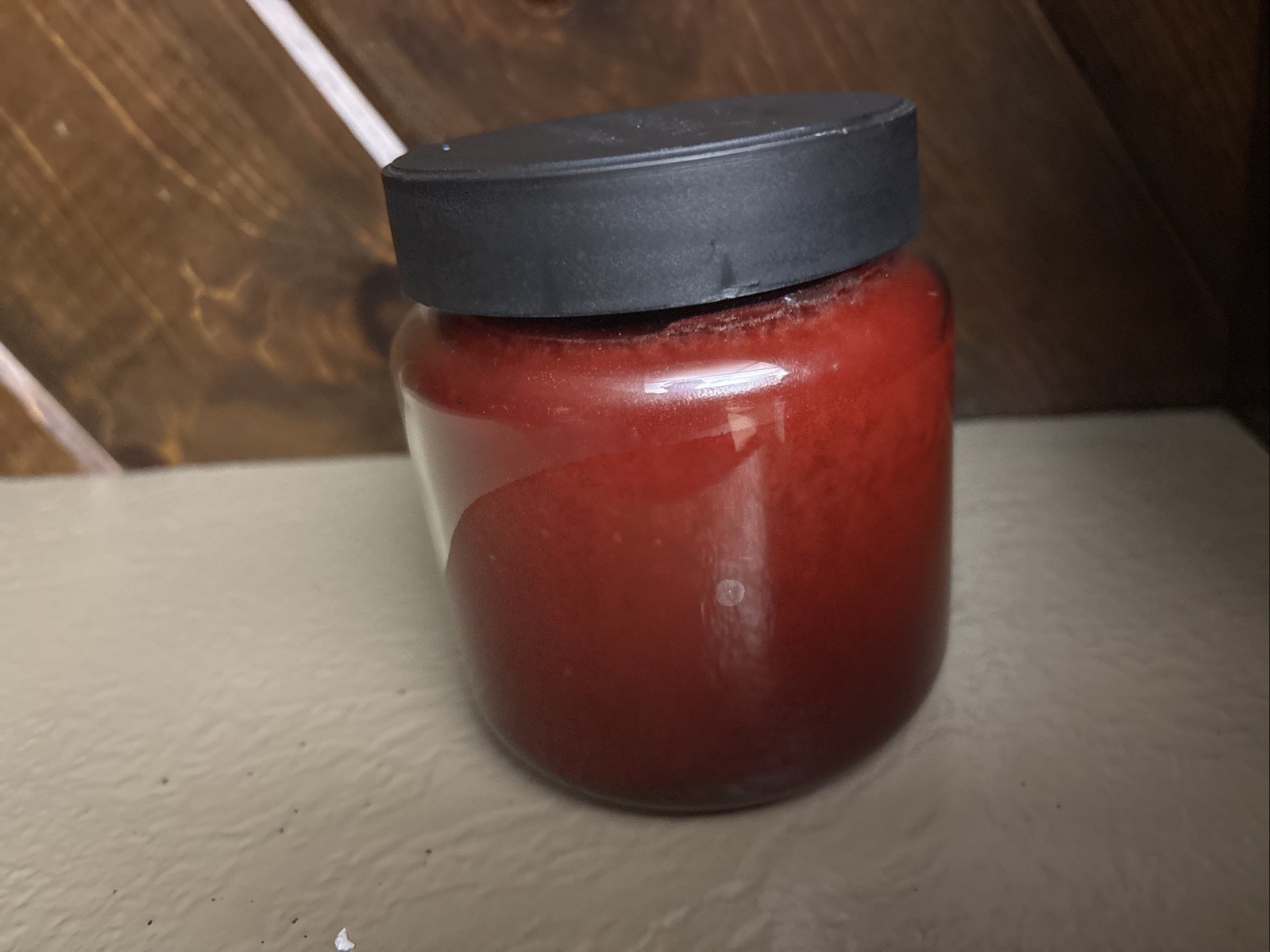 NEW CROSSROAD MINT CANDLE – 16 oz Woodland Cabin Red