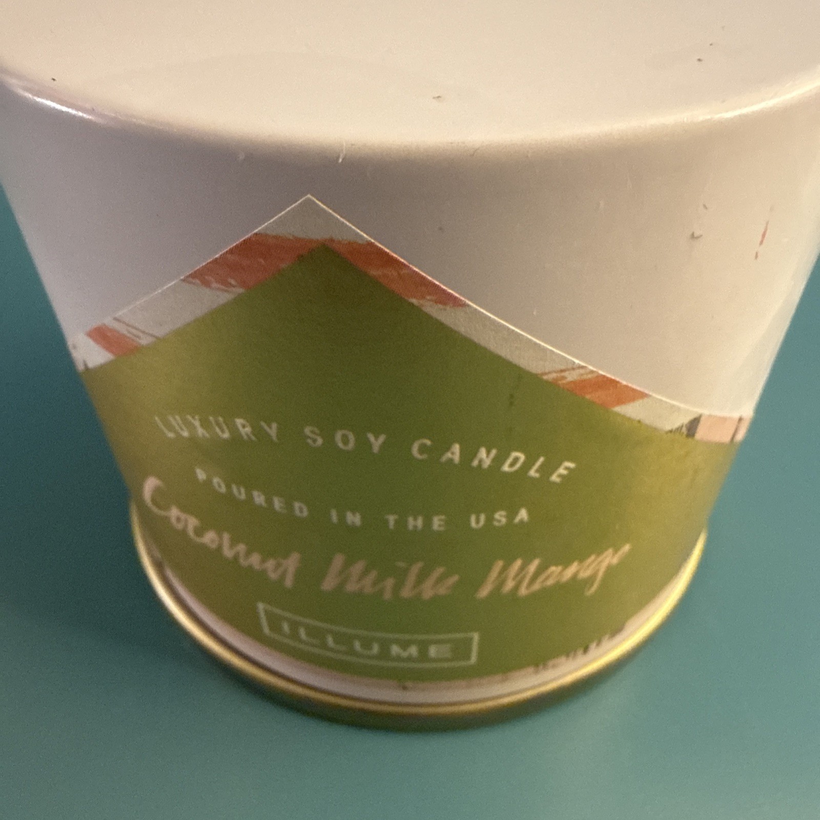 Illume luxury soy Candle Coconut Milk Mango Hand poured New Tin Nordstrom