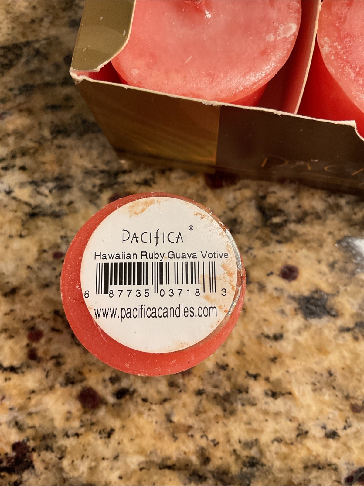 NEW SET OF 6 IN BOX Pacifica Hawaiian Ruby Guava Votive Soy Candles
