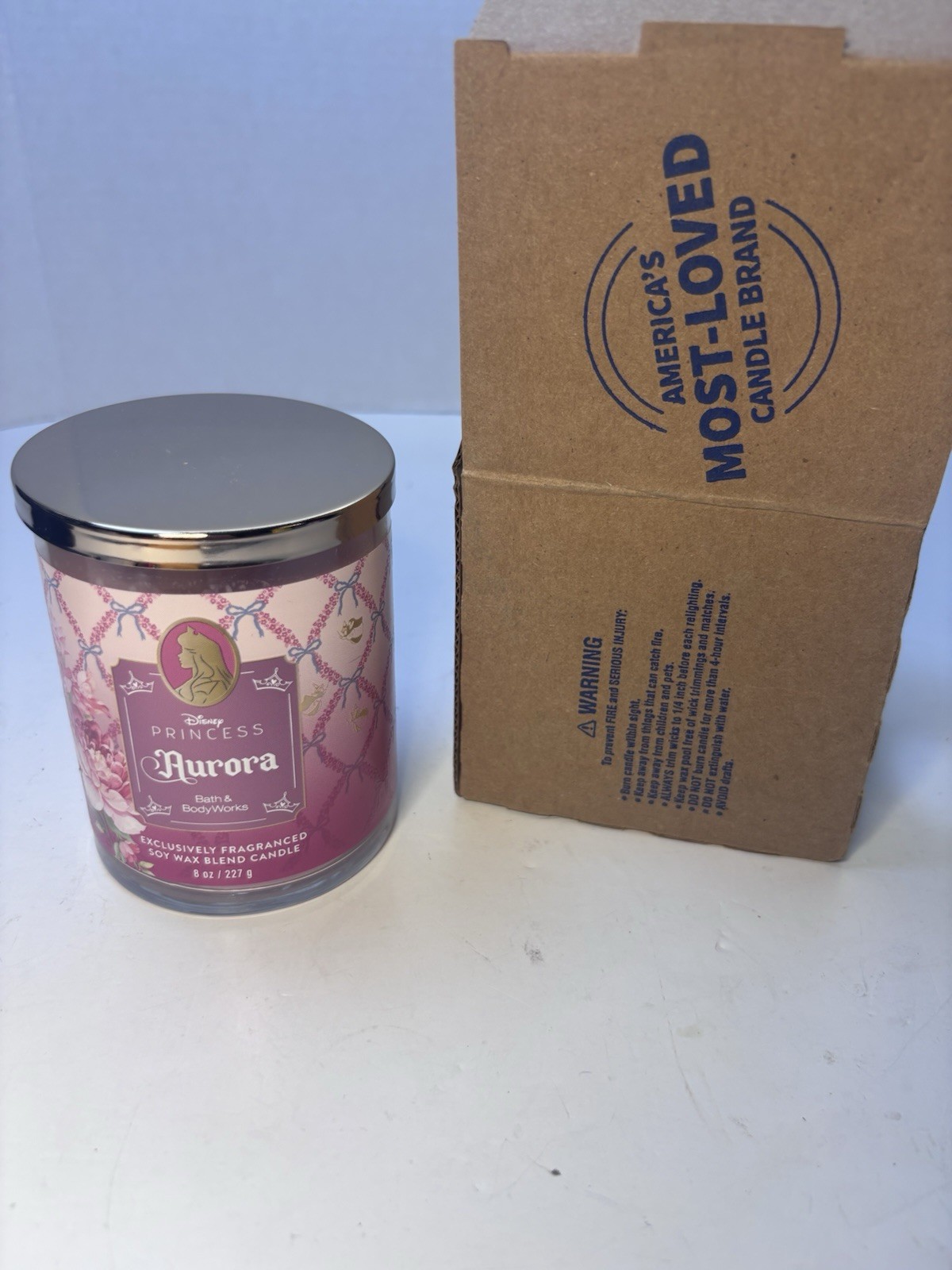 ALL NEW Aurora DISNEY Crown Lid Single Wick Candle 8 oz Bath & Body Works
