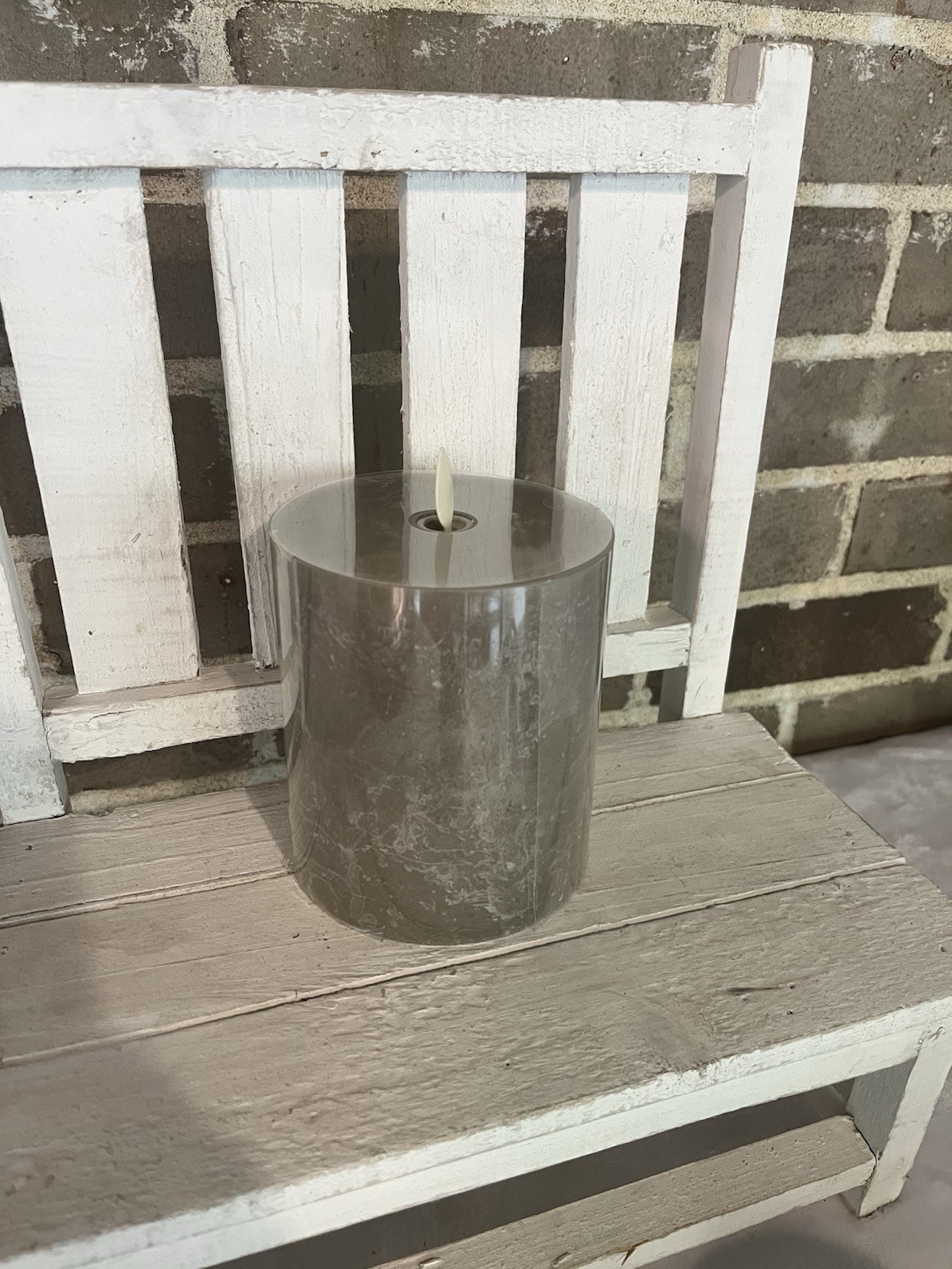 POTTERY BARN FLICKERING FLAMELESS DOVE PILLAR CANDLE SALT WASHED 4 x 4.5 NEW