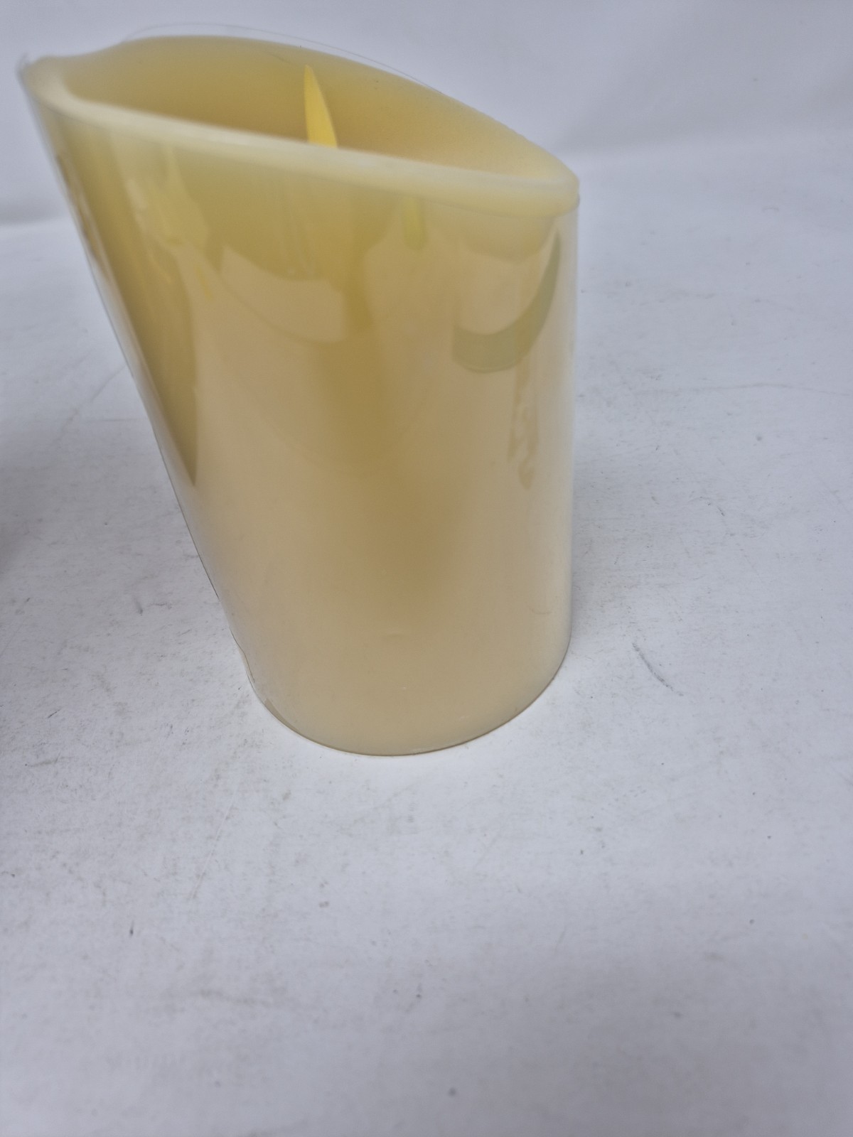 Luminara Flicker Flameless Candle Vanilla Scented Wax Pillar Timer-Very Good.