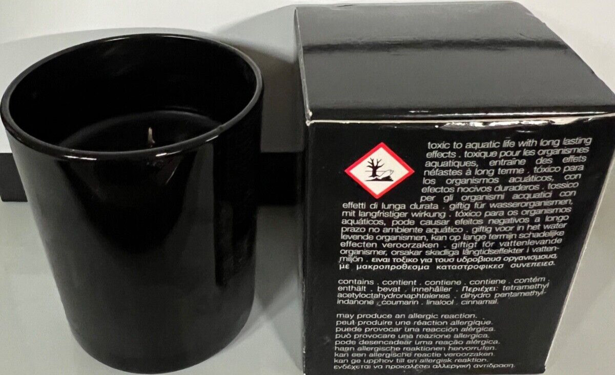 NARCISO RODRIGUEZ SCENTED CANDLE 2.8oz/80g NEW IN BOX 100% AUTHENTIC -SEE PIC
