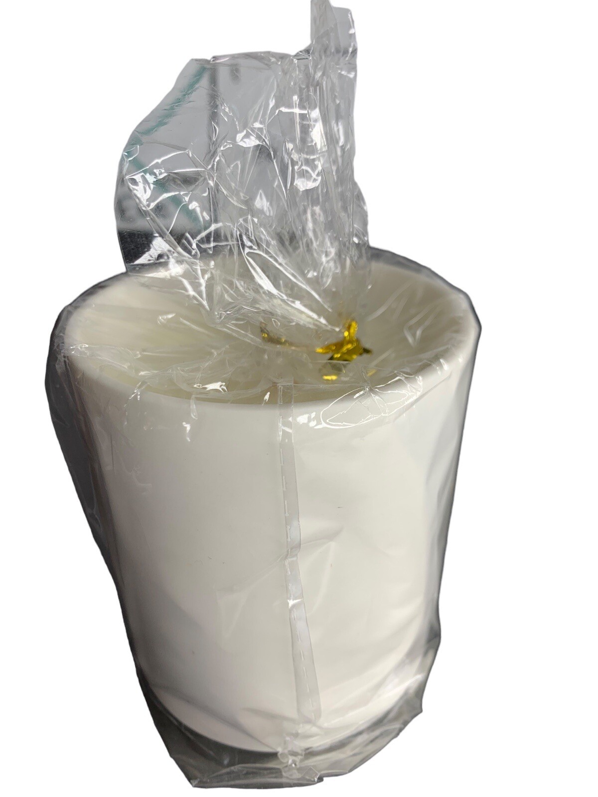 Benevolence LA Soy Candle- Red Current and Vanilla Scent- 220g