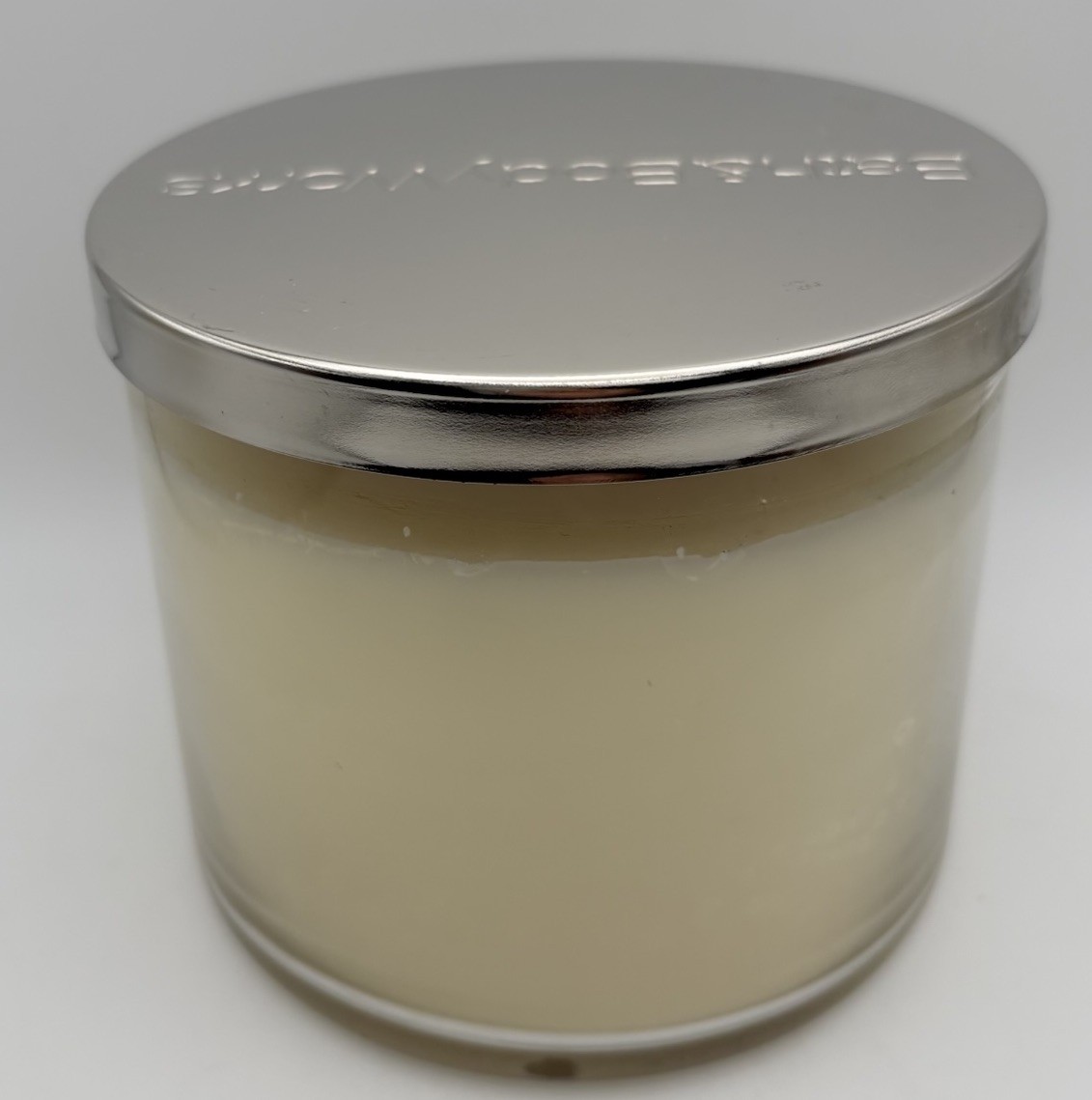 Bath & Body Works Slatkin & Co Twisted Peppermint 3 Wick Candle 14.5 Oz NOS